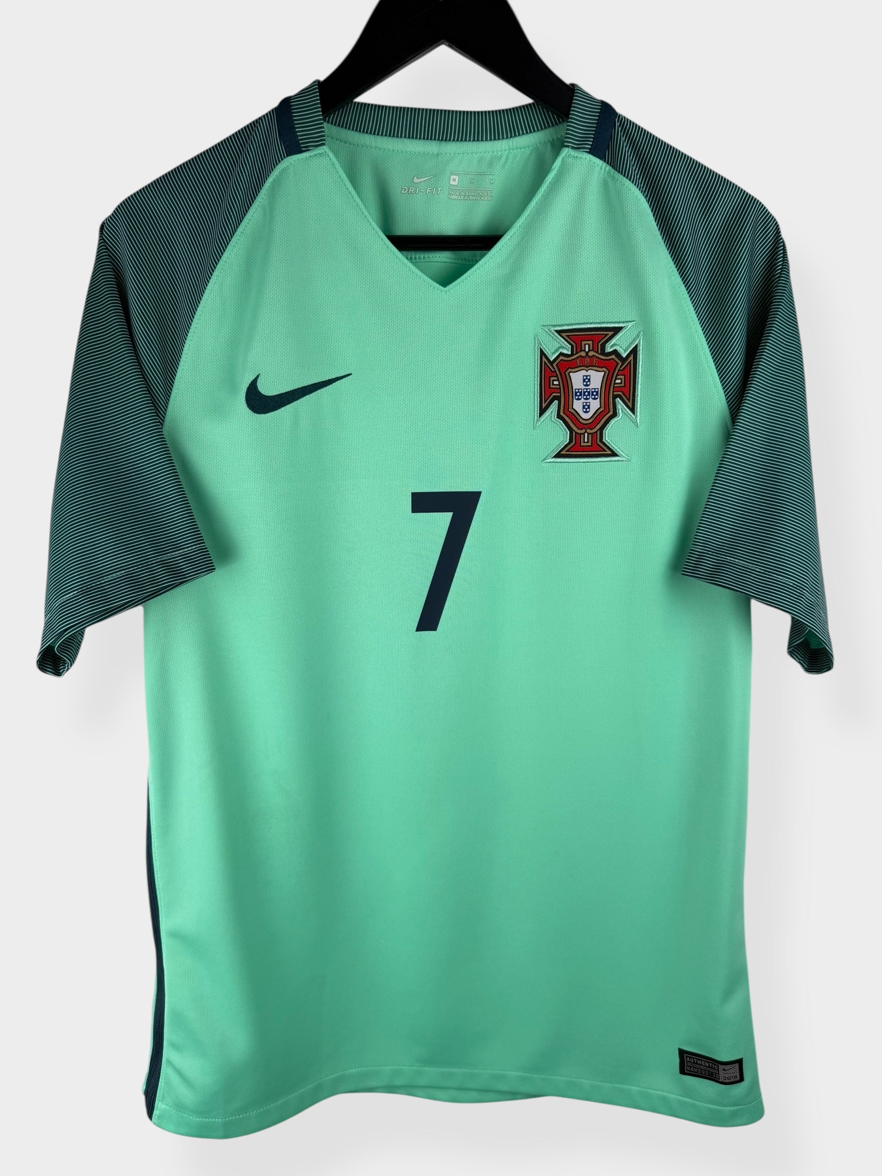 2016-17 PORTUGAL AWAY SHIRT RONALDO #7 M