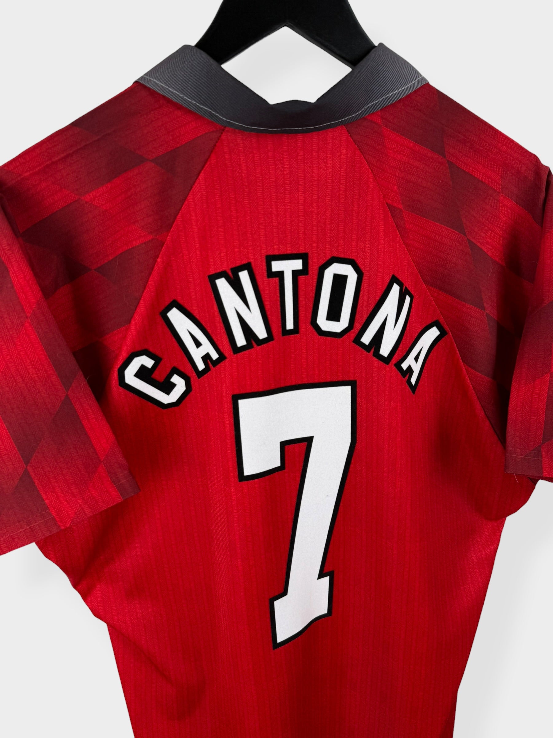 1996-97 MANCHESTER UNITED AWAY SHIRT CANTONA #7 M