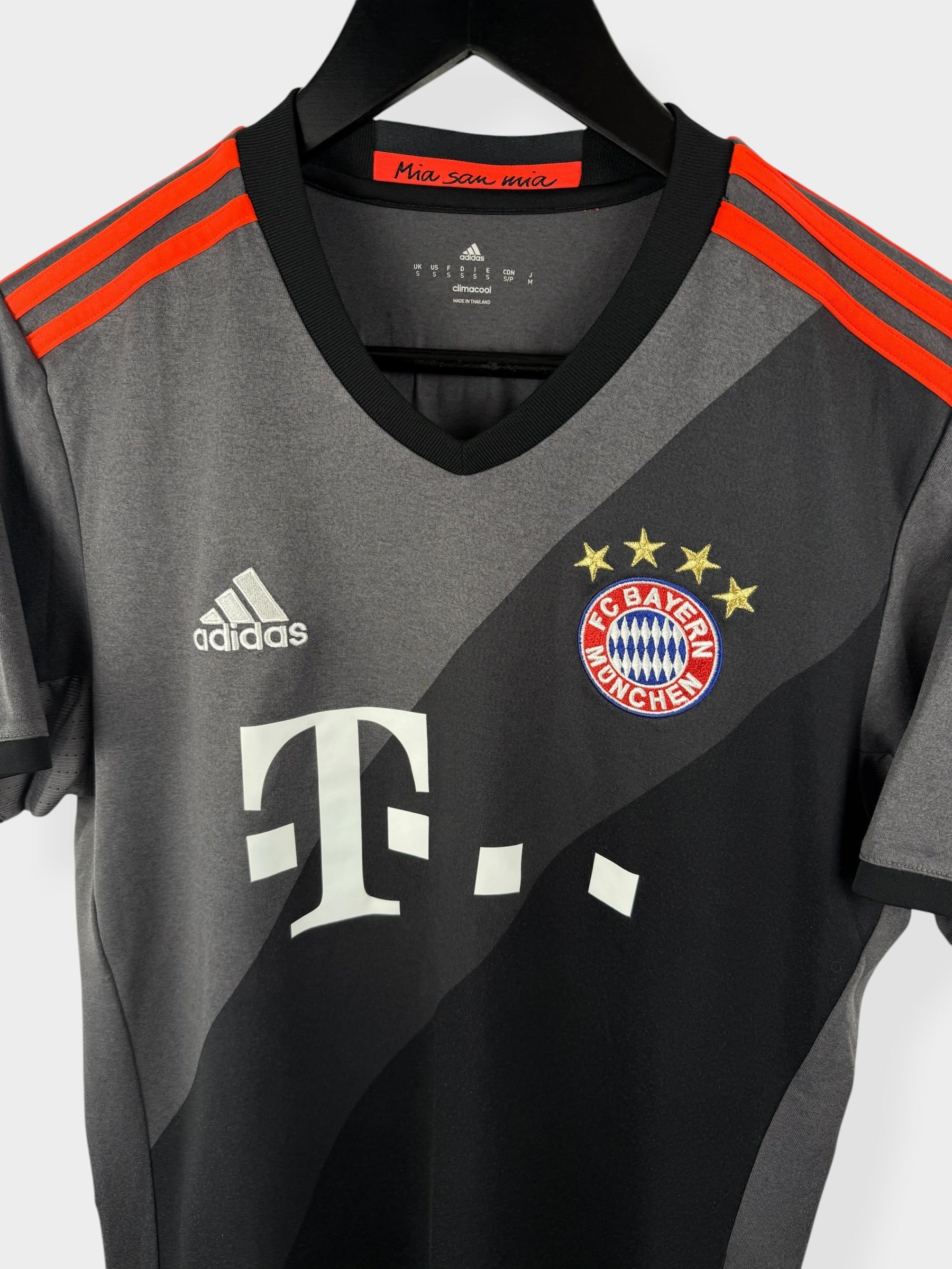 2016-17 BAYERN MUNICH AWAY SHIRT S