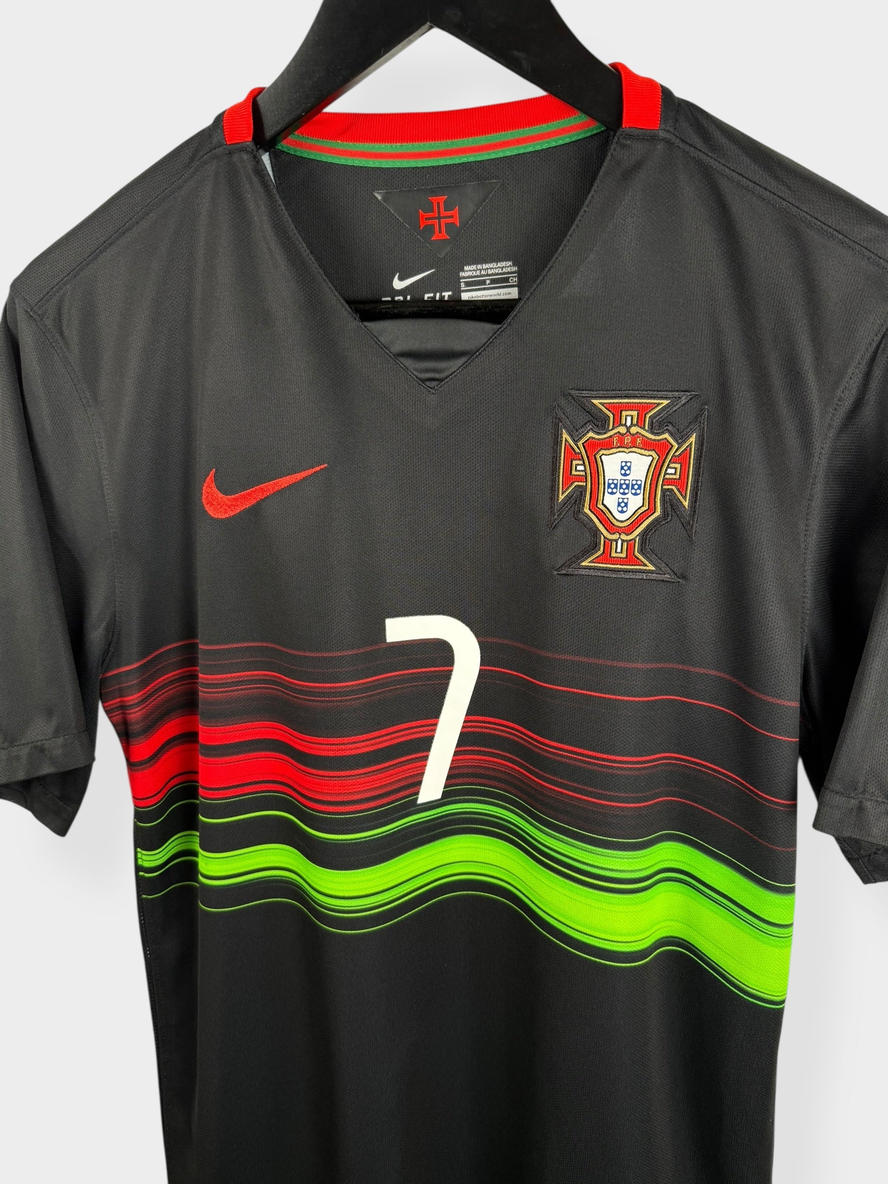 2015-16 PORTUGAL AUSWÄRTSTRIKOT RONALDO #7 S