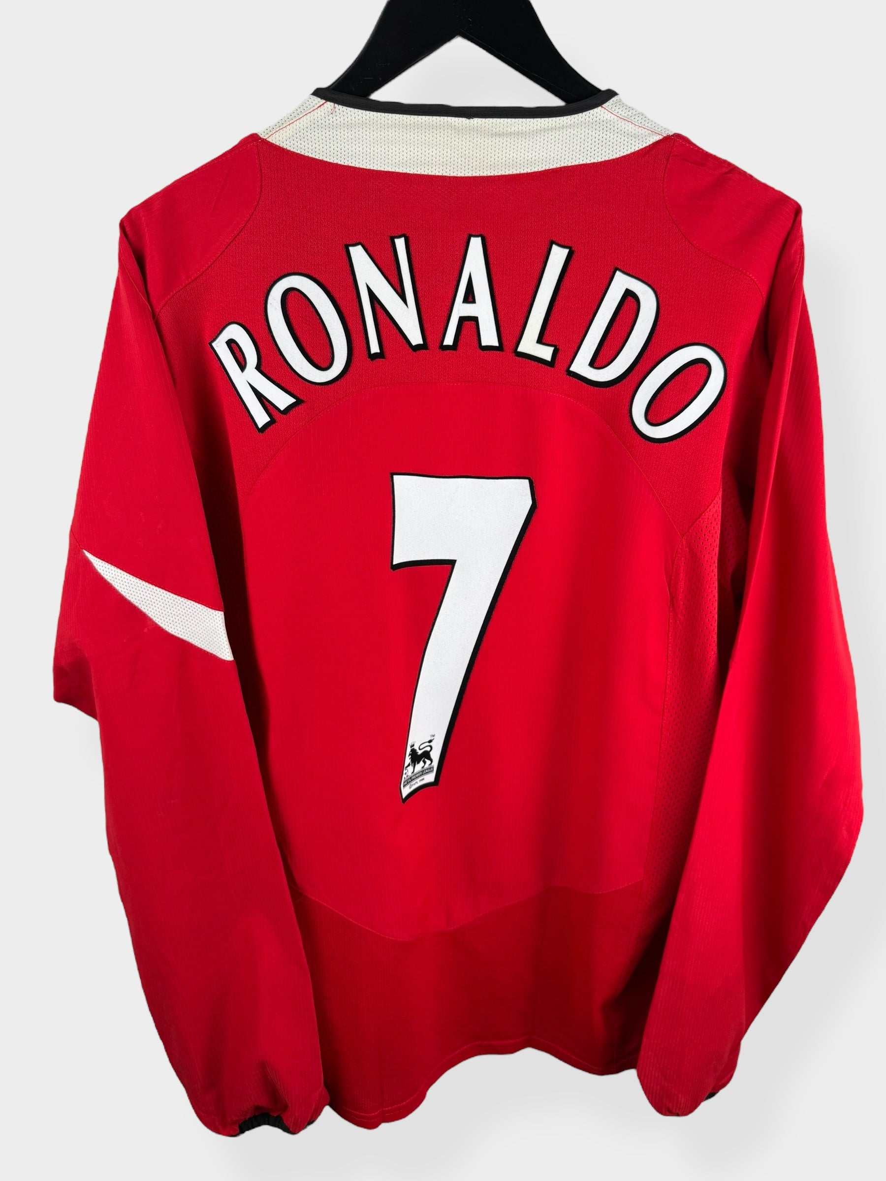 2004-06 MANCHESTER UNITED HOME SHIRT LS RONALDO #7 L - Authentic Football Club