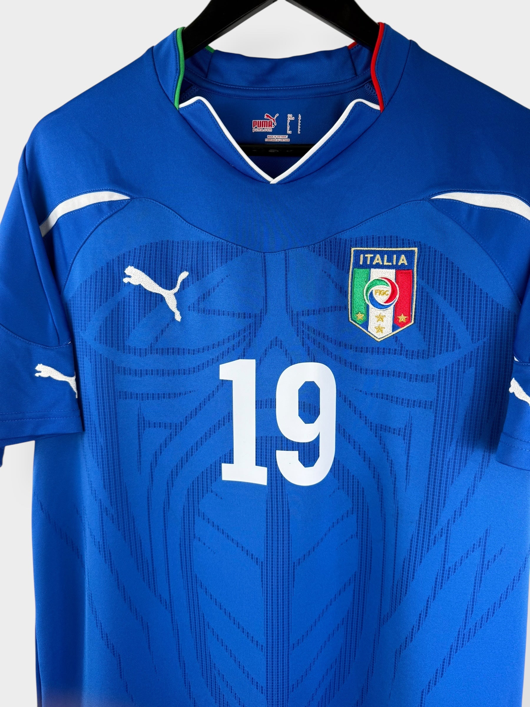2010-12 ITALIË THUISSHIRT ZAMBROTTA #19 L