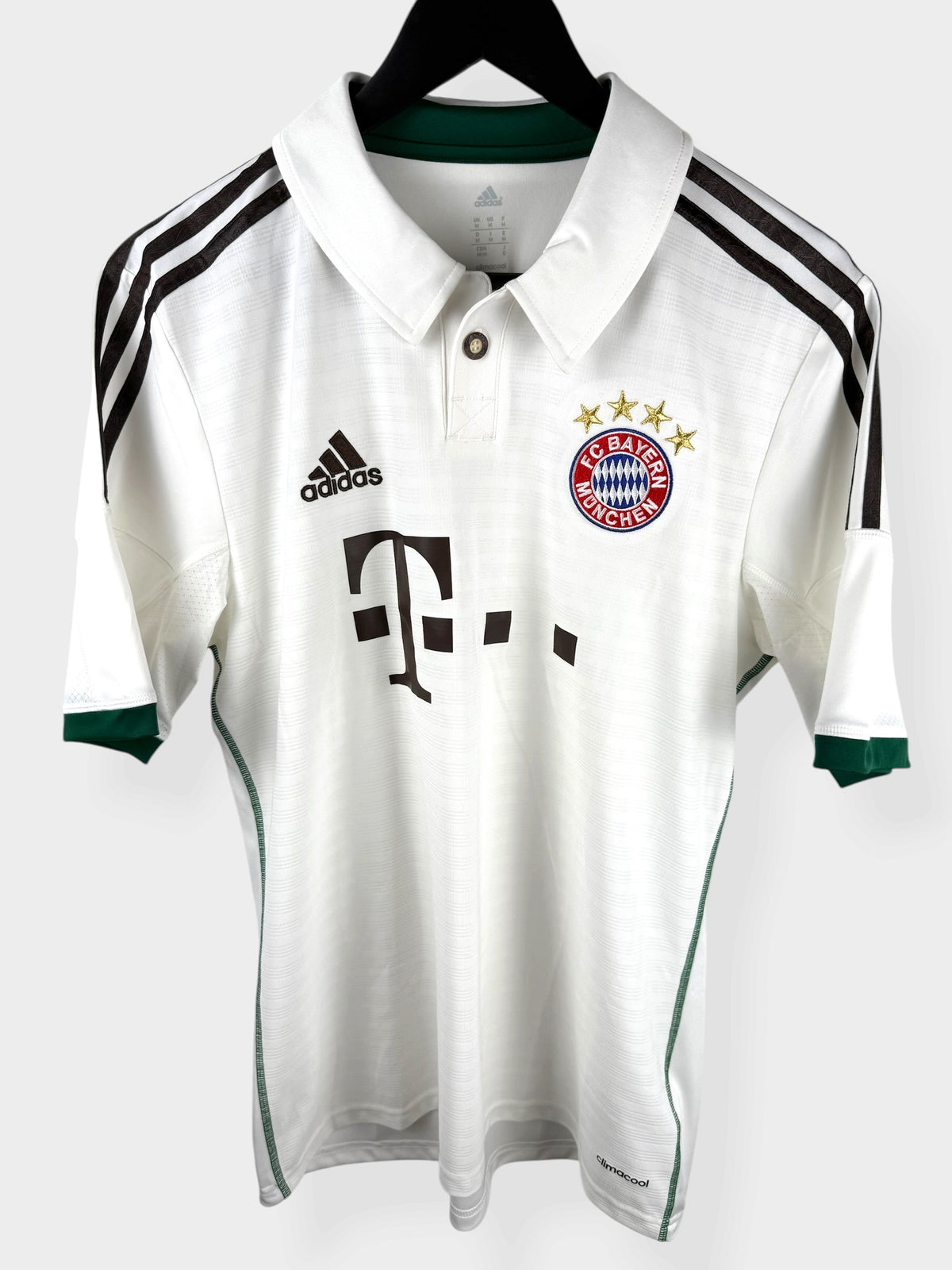 2013-14 BAYERN MUNICH AWAY SHIRT M - Authentic Football Club