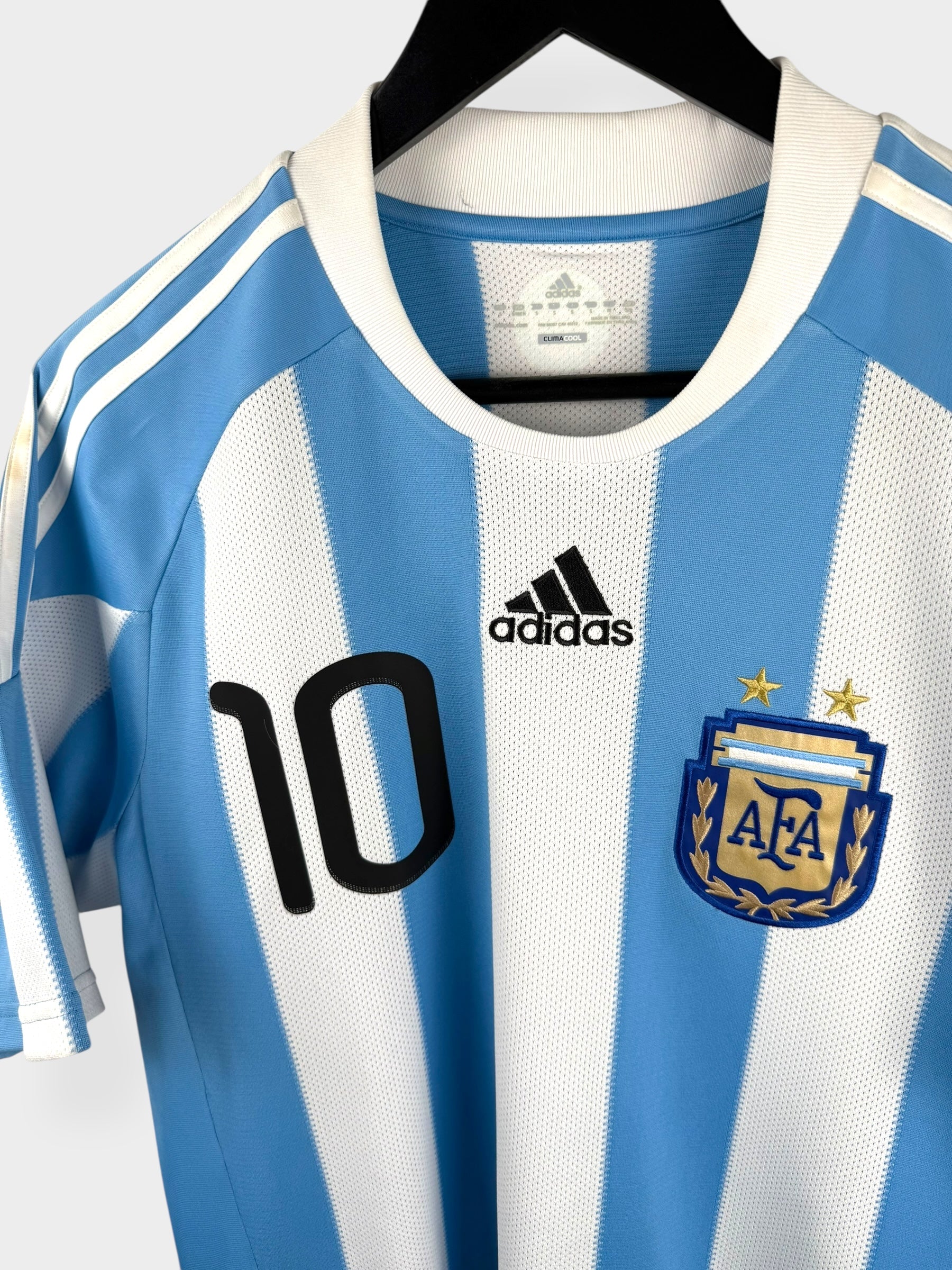 2010-11 ARGENTINA HOME SHIRT MESSI #10 S - Authentic Football Club