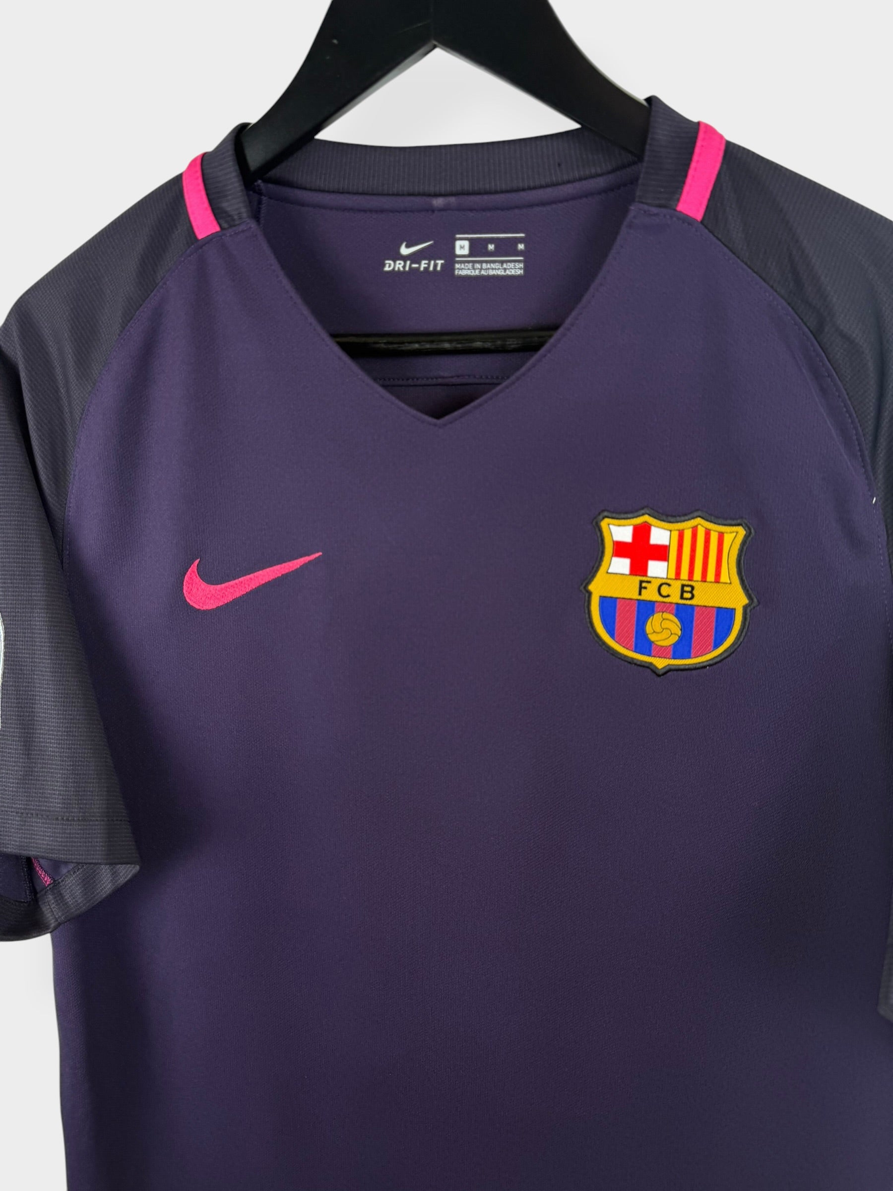 2016-17 BARCELONA AWAY SHIRT NEYMAR #11 M