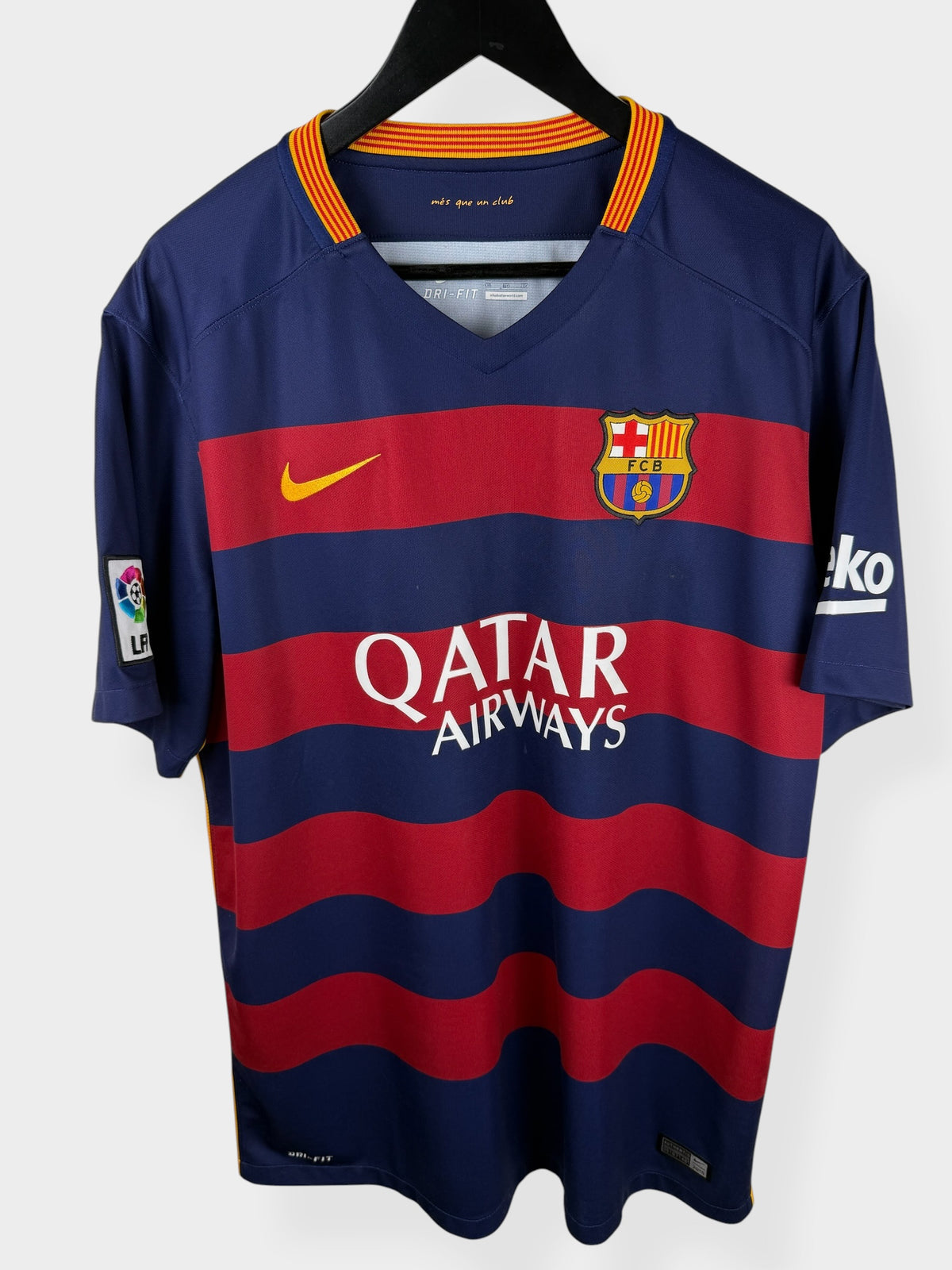 MAILLOT DOMICILE BARCELONA 2015-16 SUAREZ #9 XL