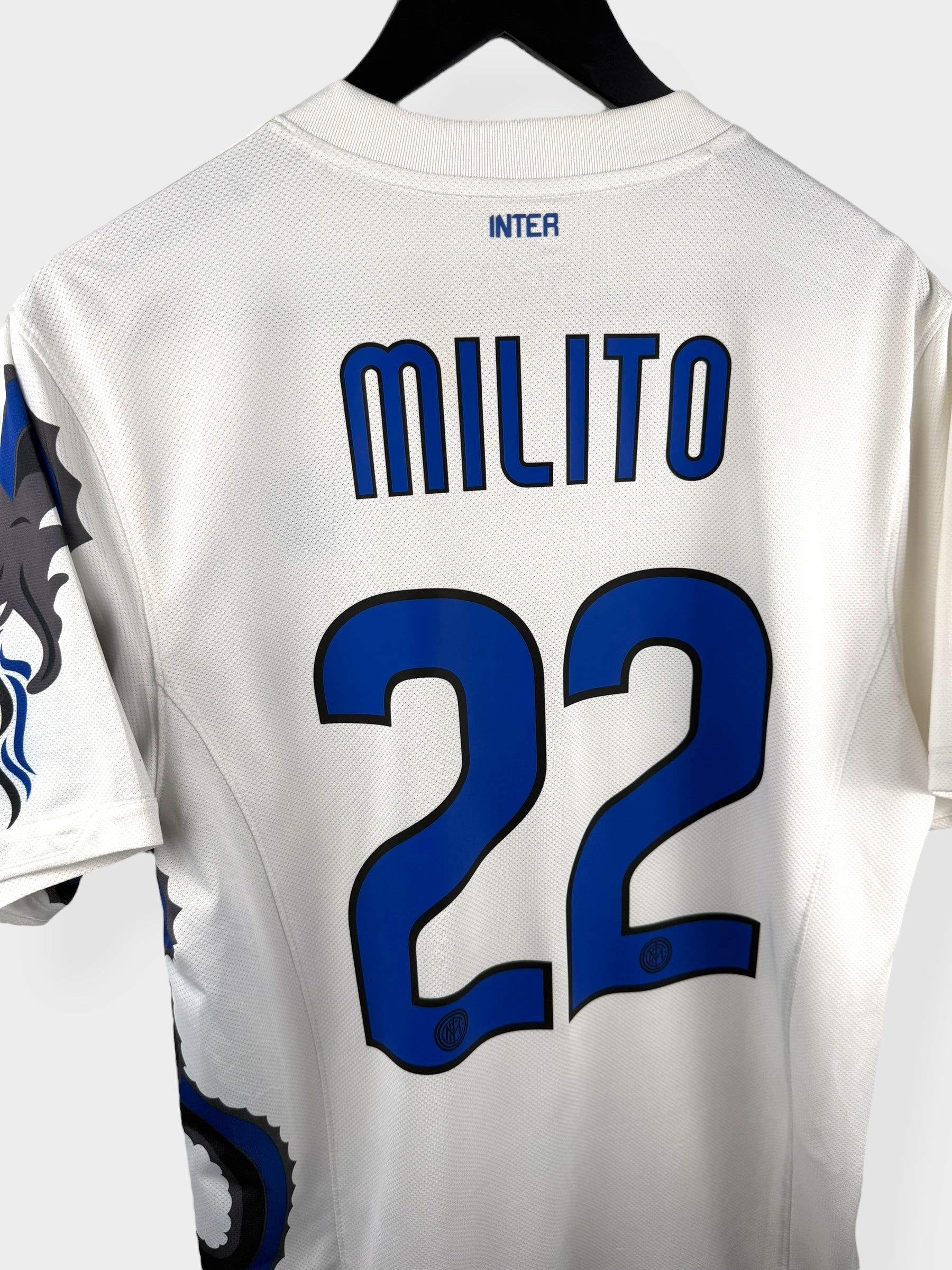2010-11 INTER MILAN UITSHIRT MILITO #22 M