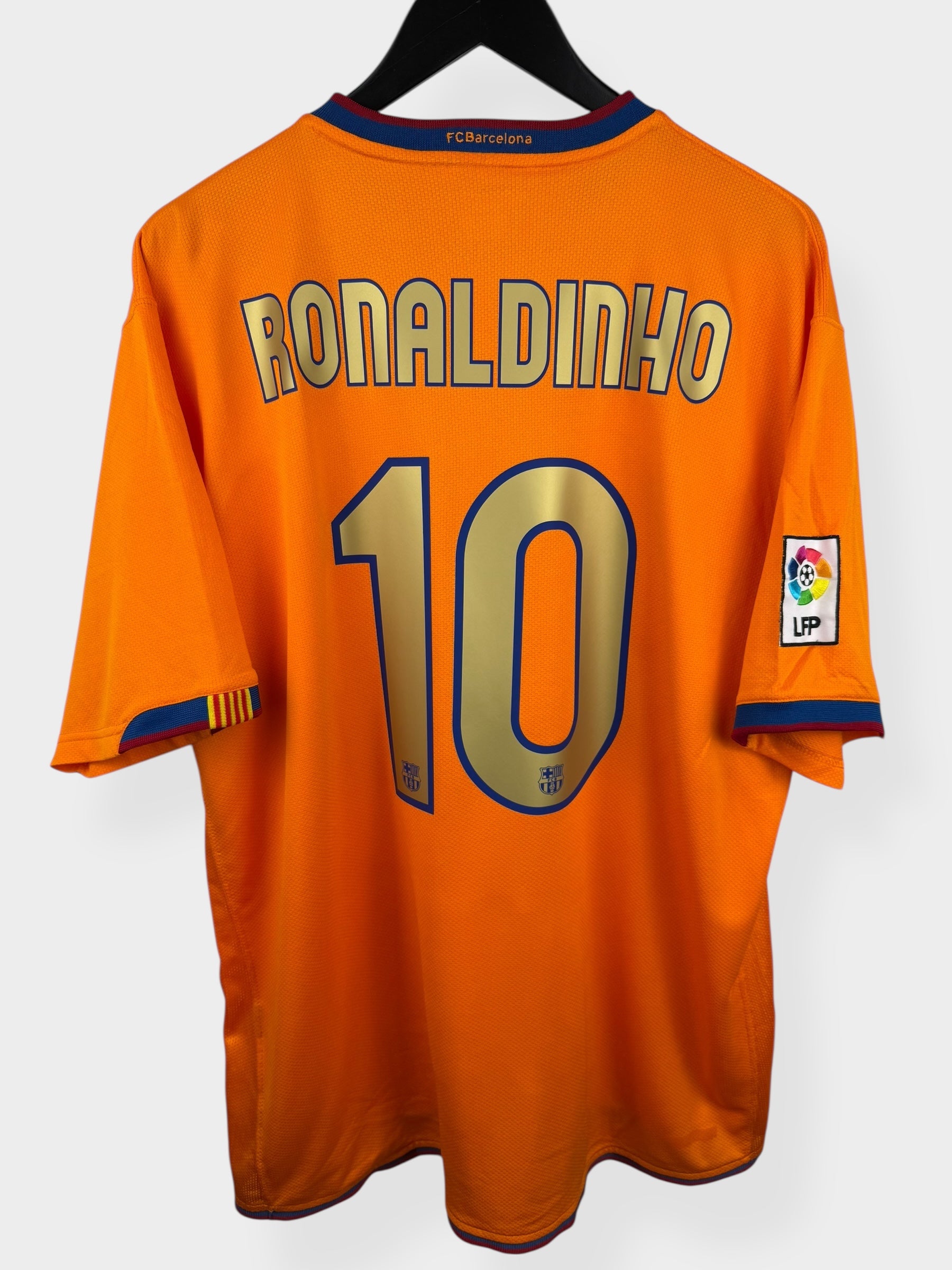 2006-08 BARCELONA AWAY SHIRT RONALDINHO #10 XL