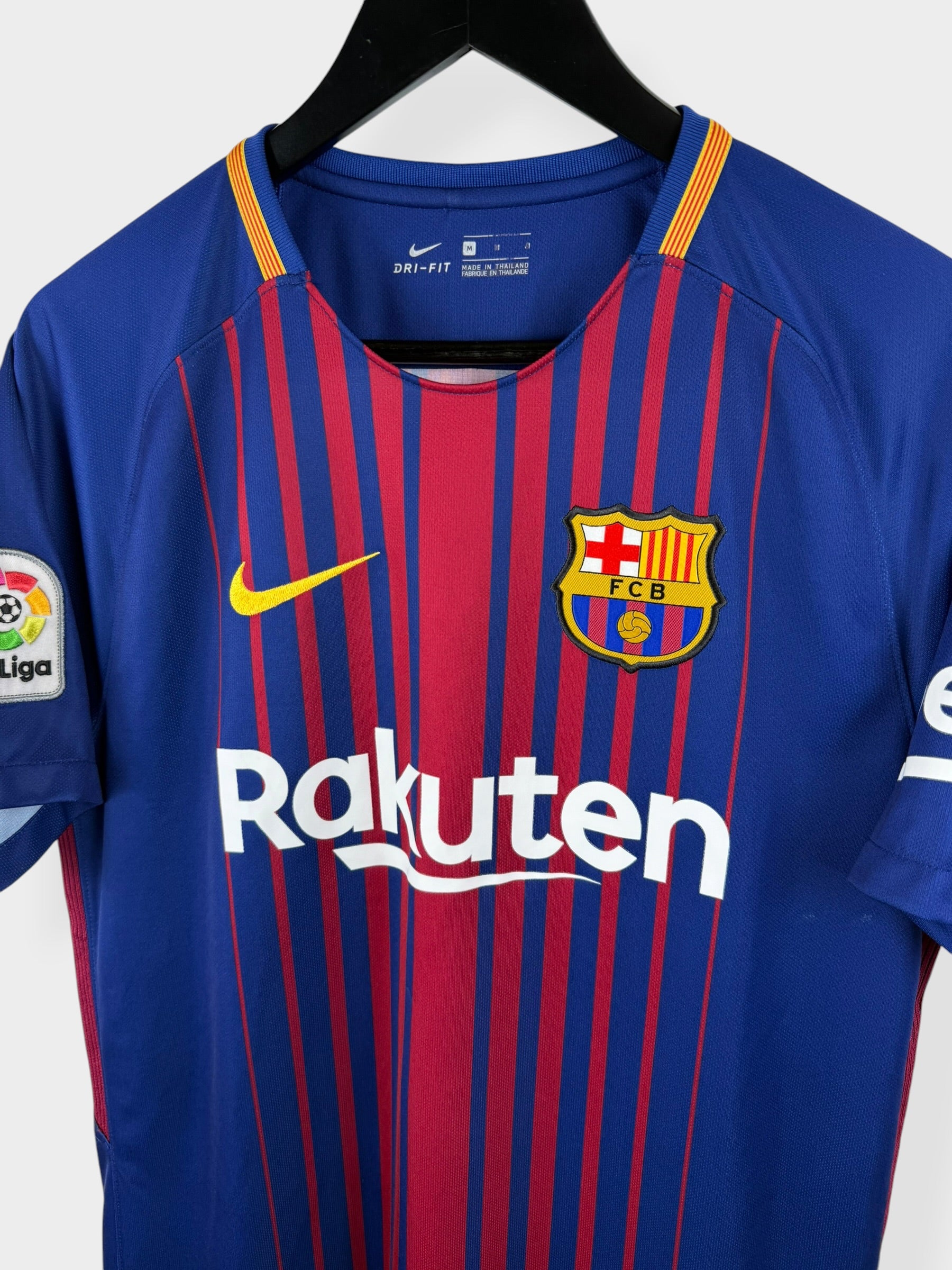 2017-18 BARCELONA HOME SHIRT SUAREZ #9 M
