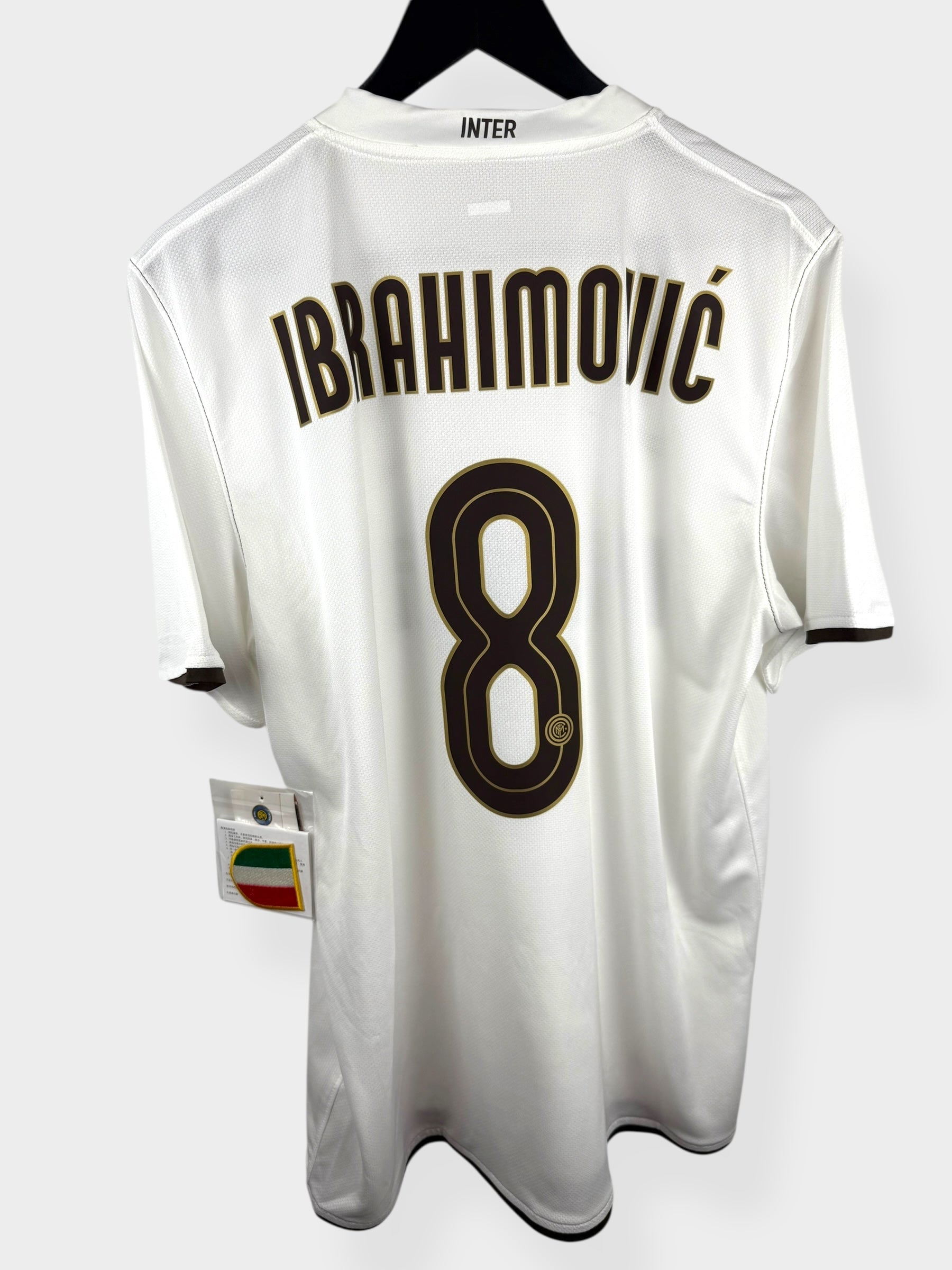 2008-09 INTER MILAN AUSWÄRTSTRIKOT IBRAHIMOVIC #8 L