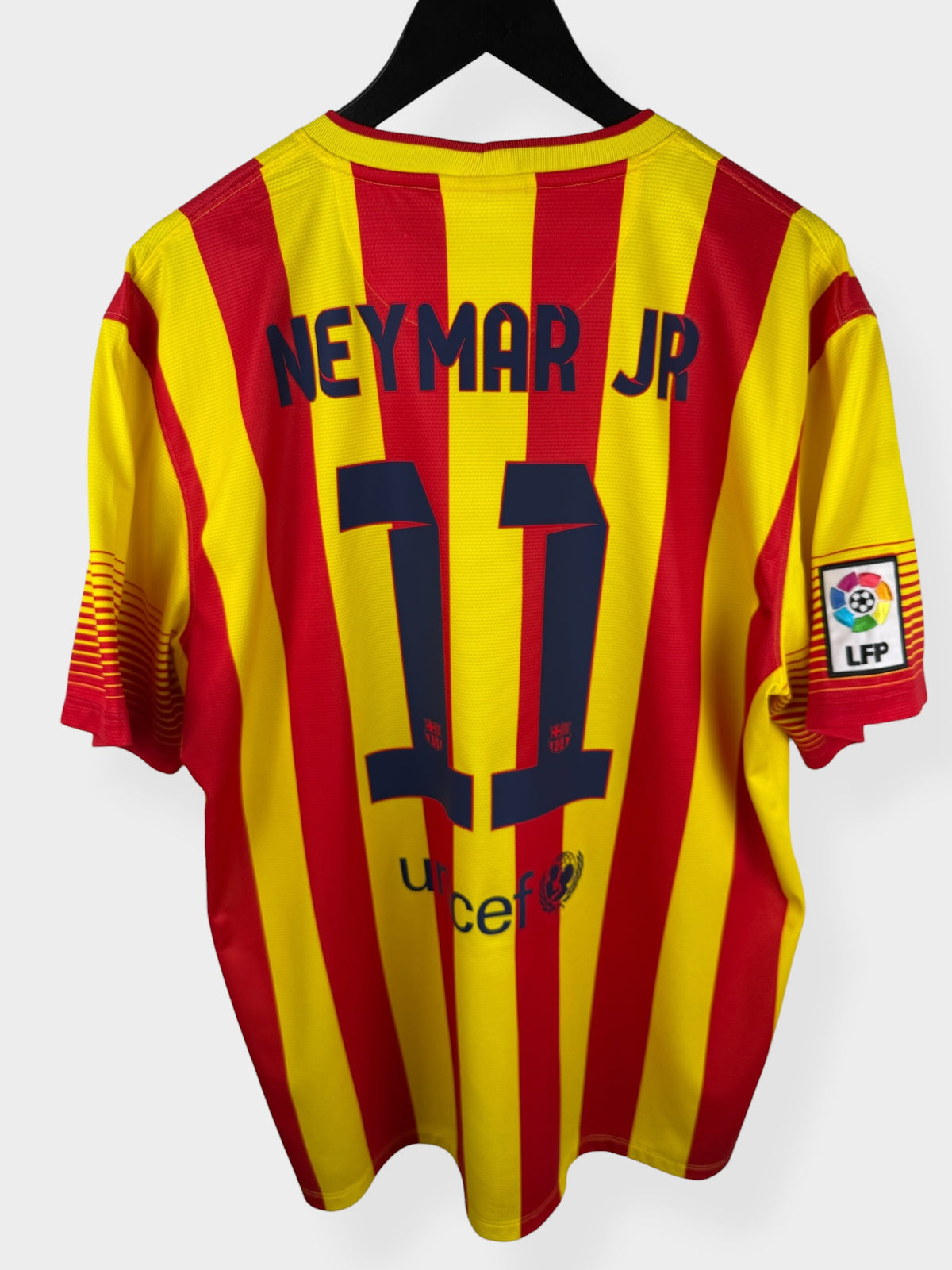 2013-14 BARCELONA UITSHIRT NEYMAR JR #11 XL