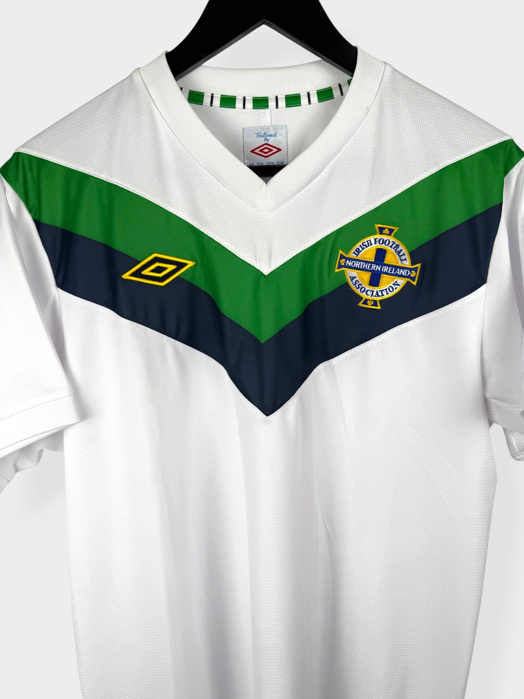 2011-12 NORTHERN IRELAND AWAY SHIRT M