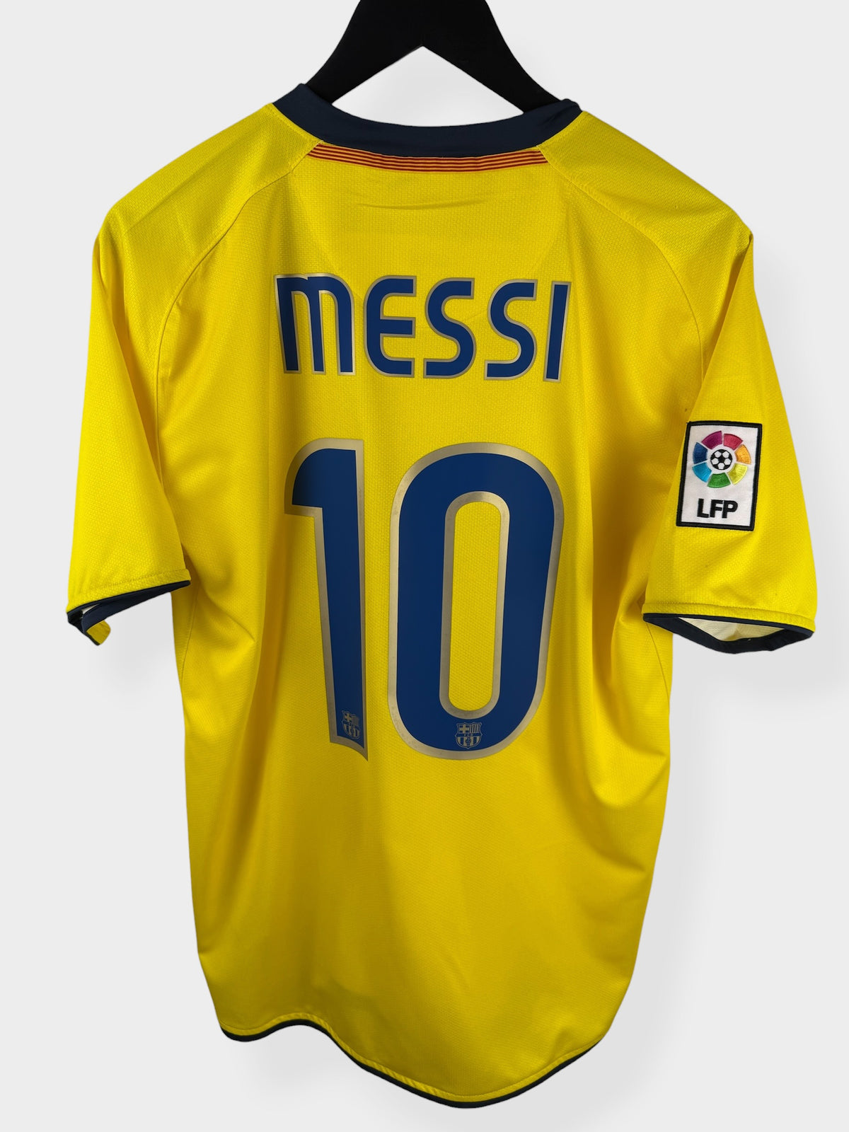 2008-10 BARCELONA AWAY SHIRT MESSI #10 M