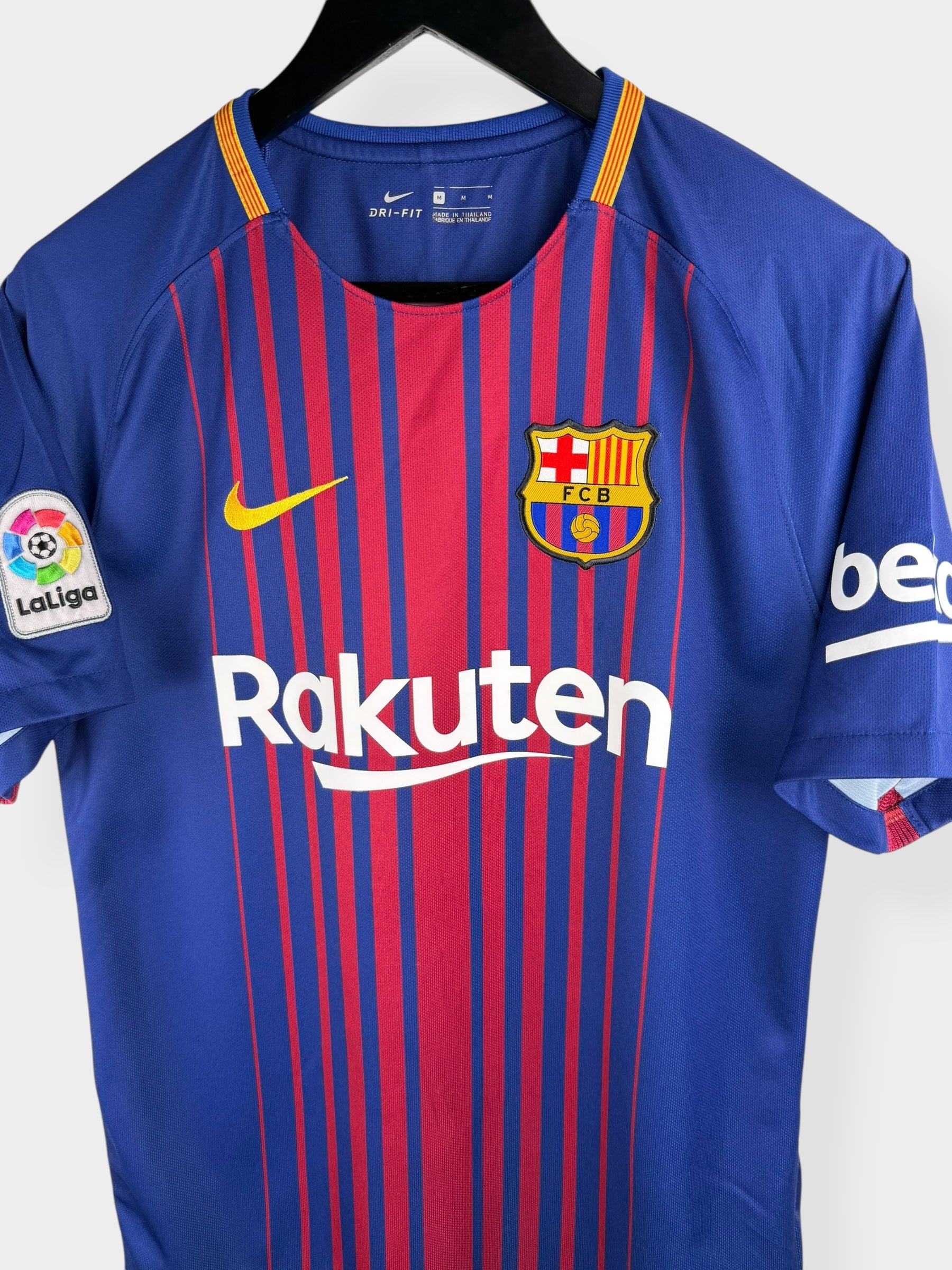 2017-18 BARCELONA HOME SHIRT INIESTA #8 M