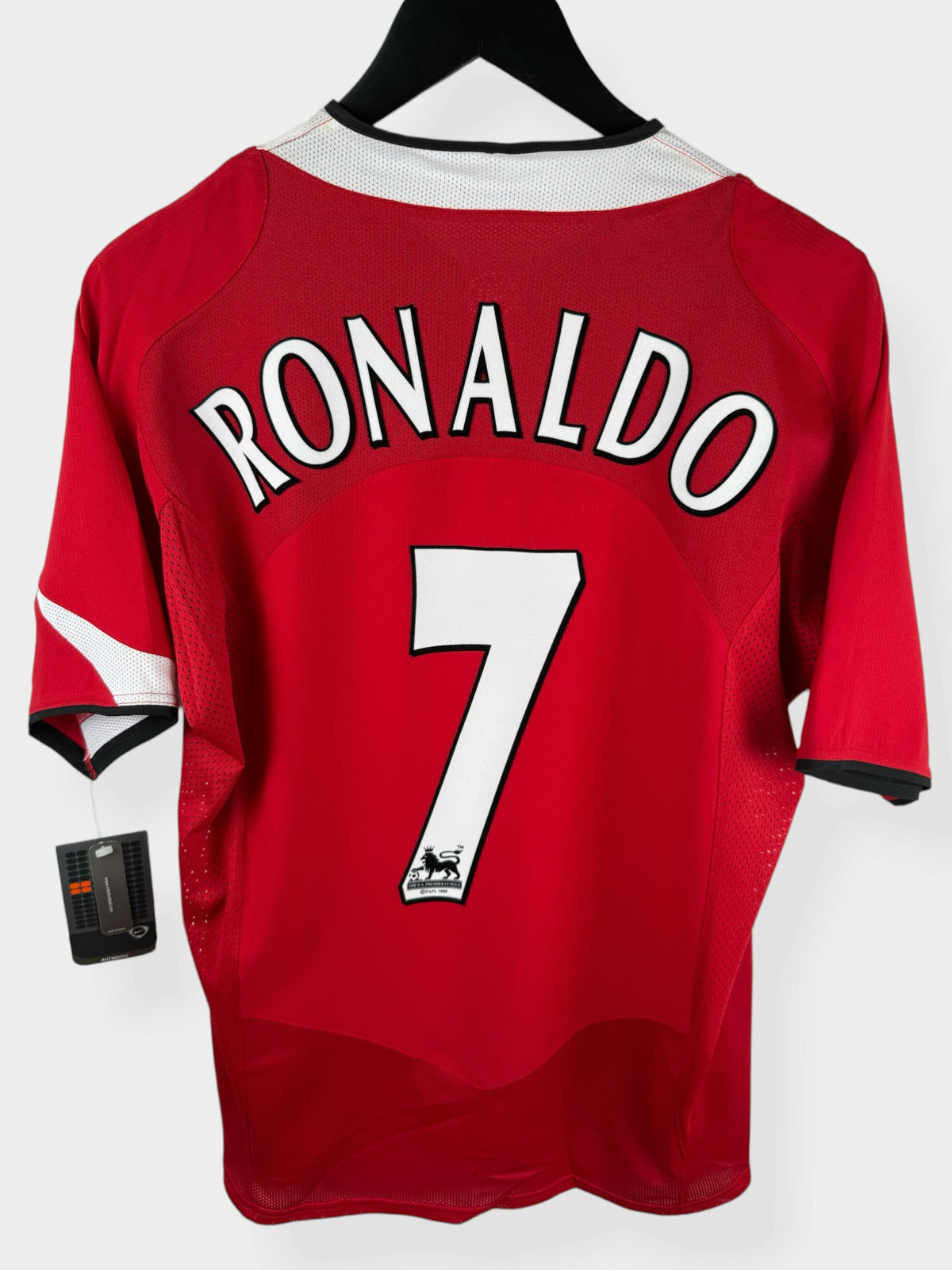 2004-06 MANCHESTER UNITED HOME SHIRT RONALDO #7 M - Authentic Football Club