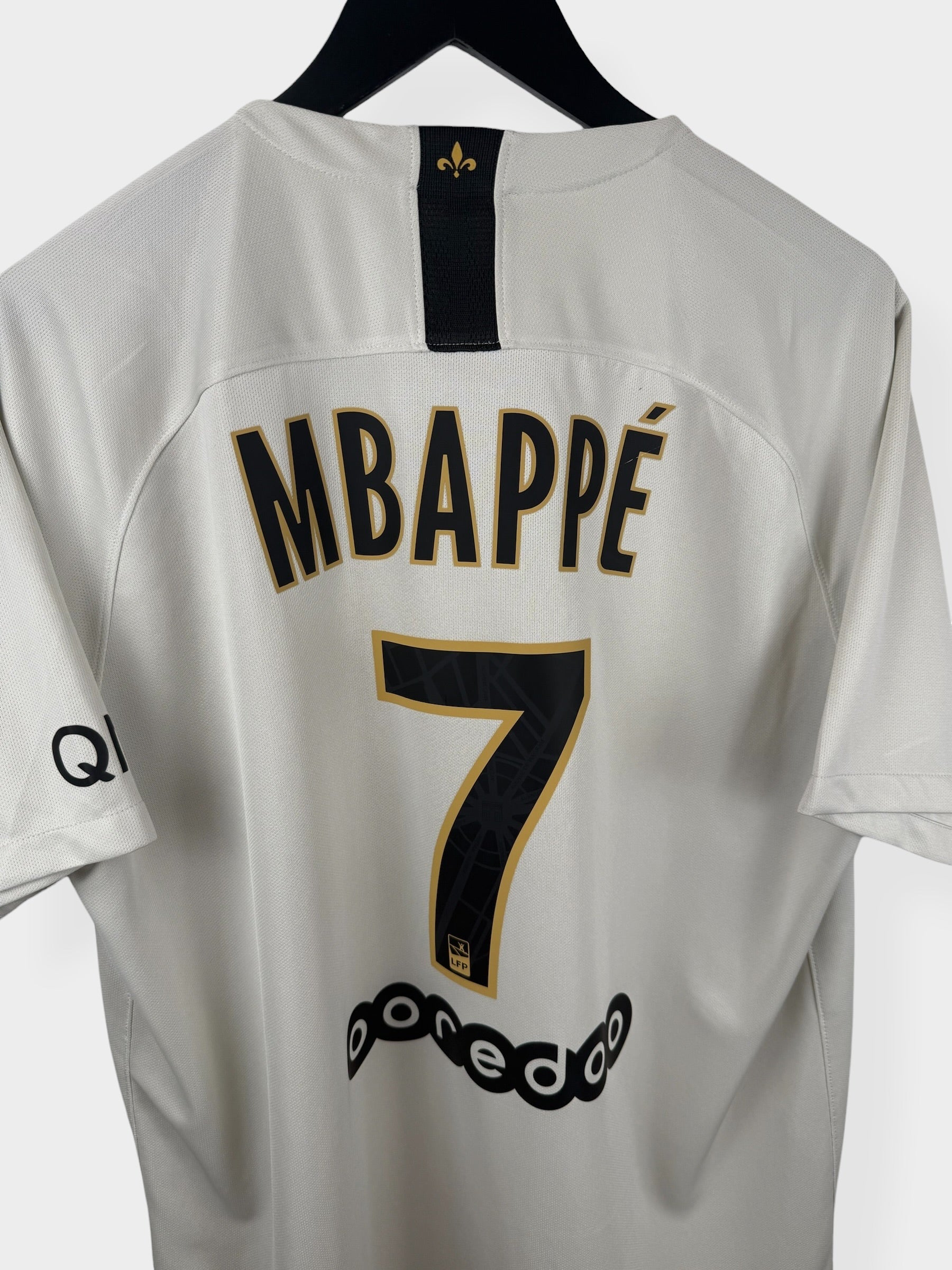 2018-19 PARIS SAINT-GERMAIN AUSWÄRTSTRIKOT MBAPPE #7 XL