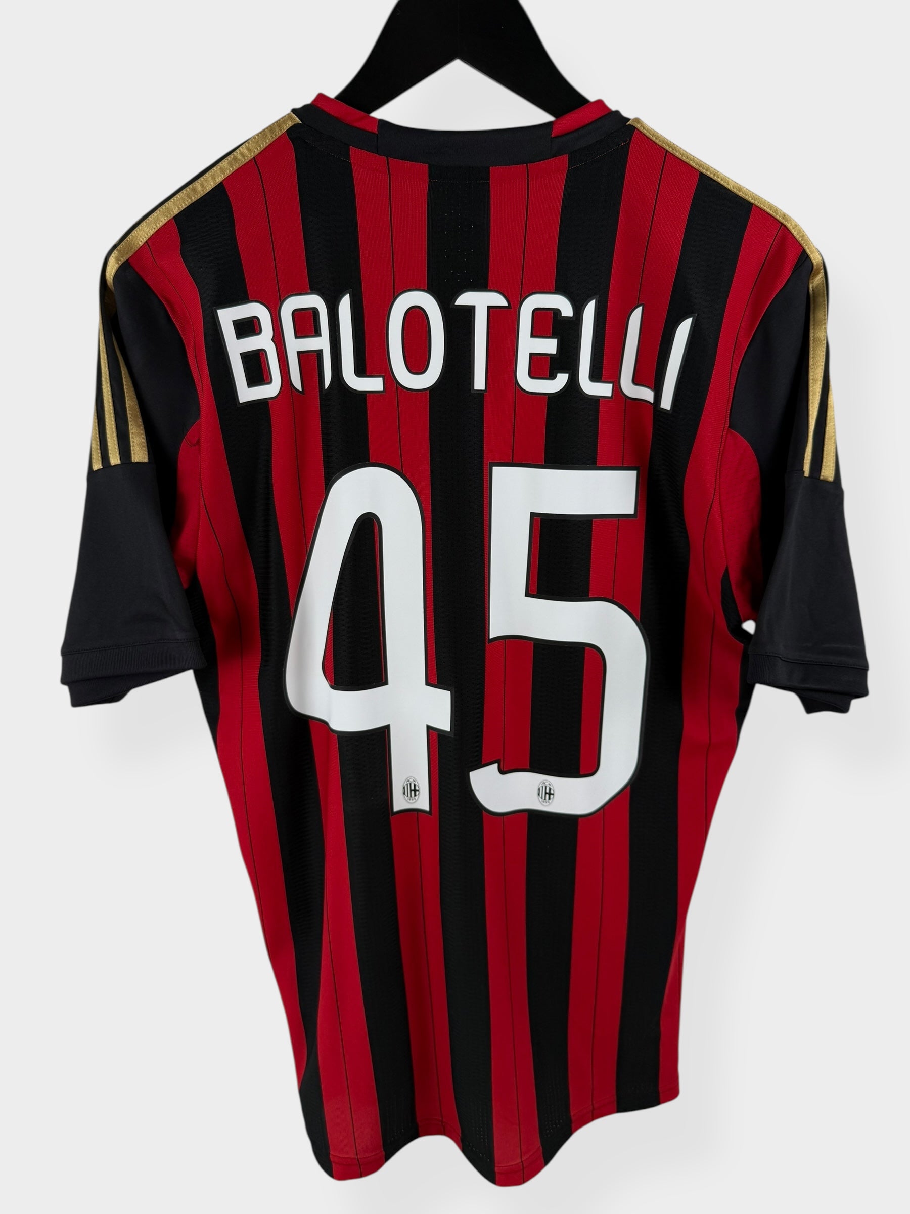 2013-14 AC MILAN HOME SHIRT BALOTELLI #45 M