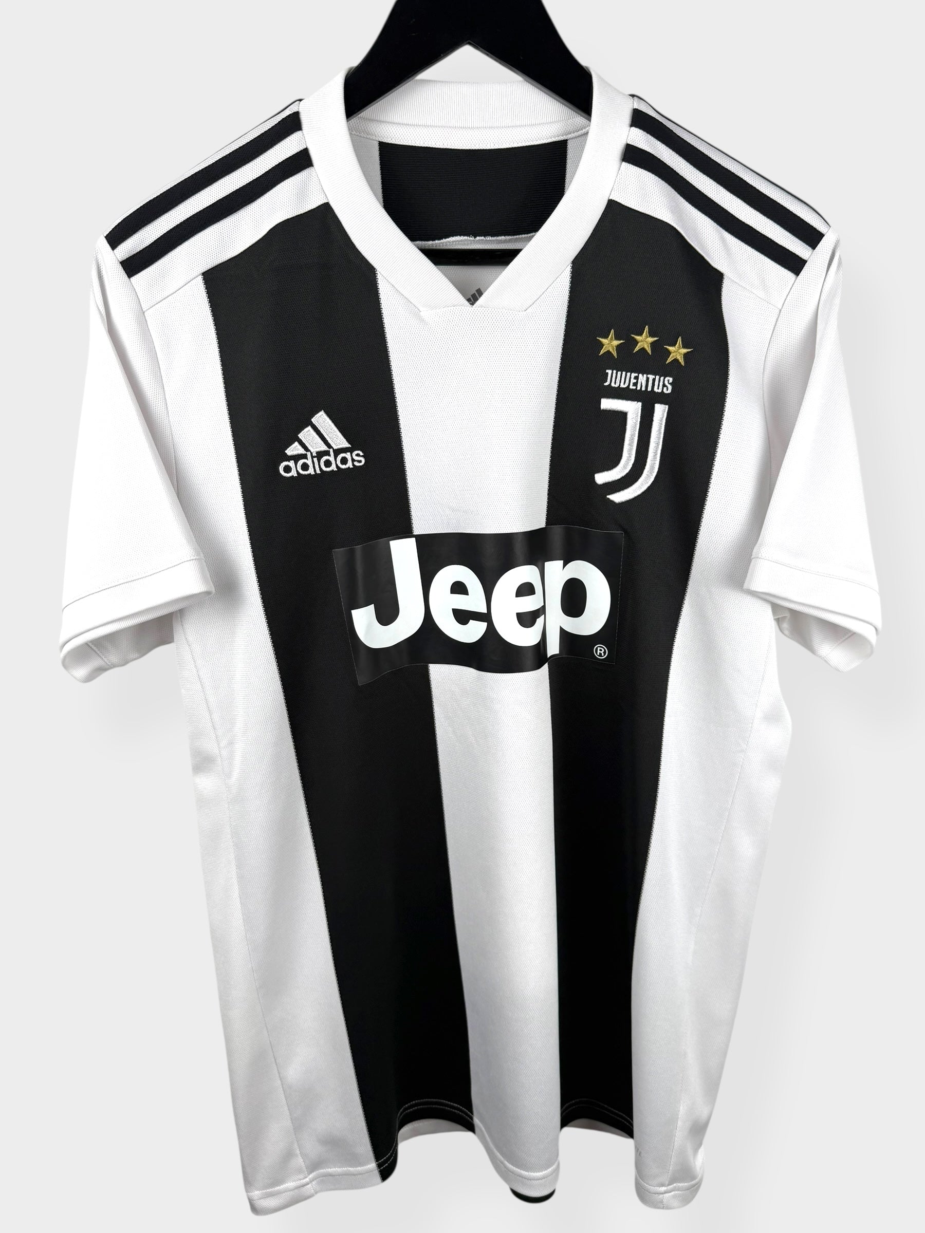 2018-19 JUVENTUS THUISSHIRT RONALDO #7 M