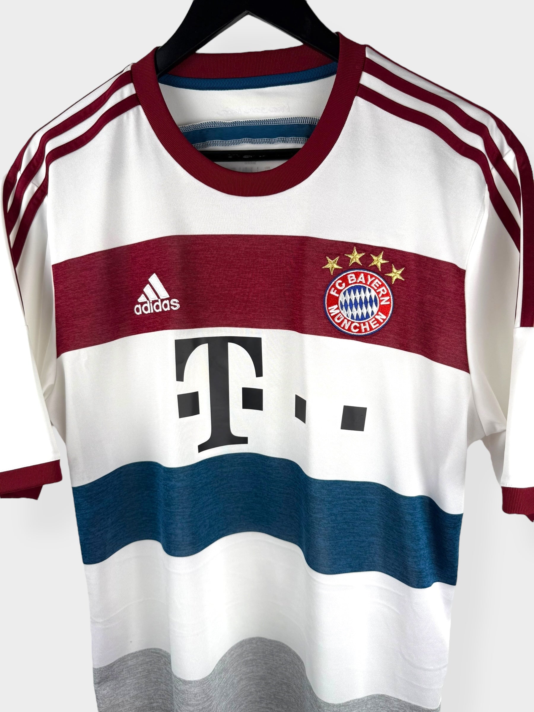 2014-15 BAYERN MUNICH UITSHIRT L