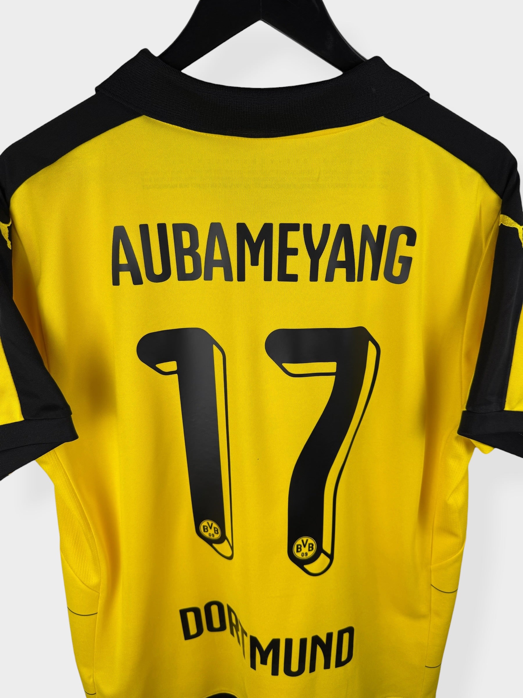 2015-16 BORUSSIA DORTMUND HOME SHIRT AUBAMEYANG #17 L