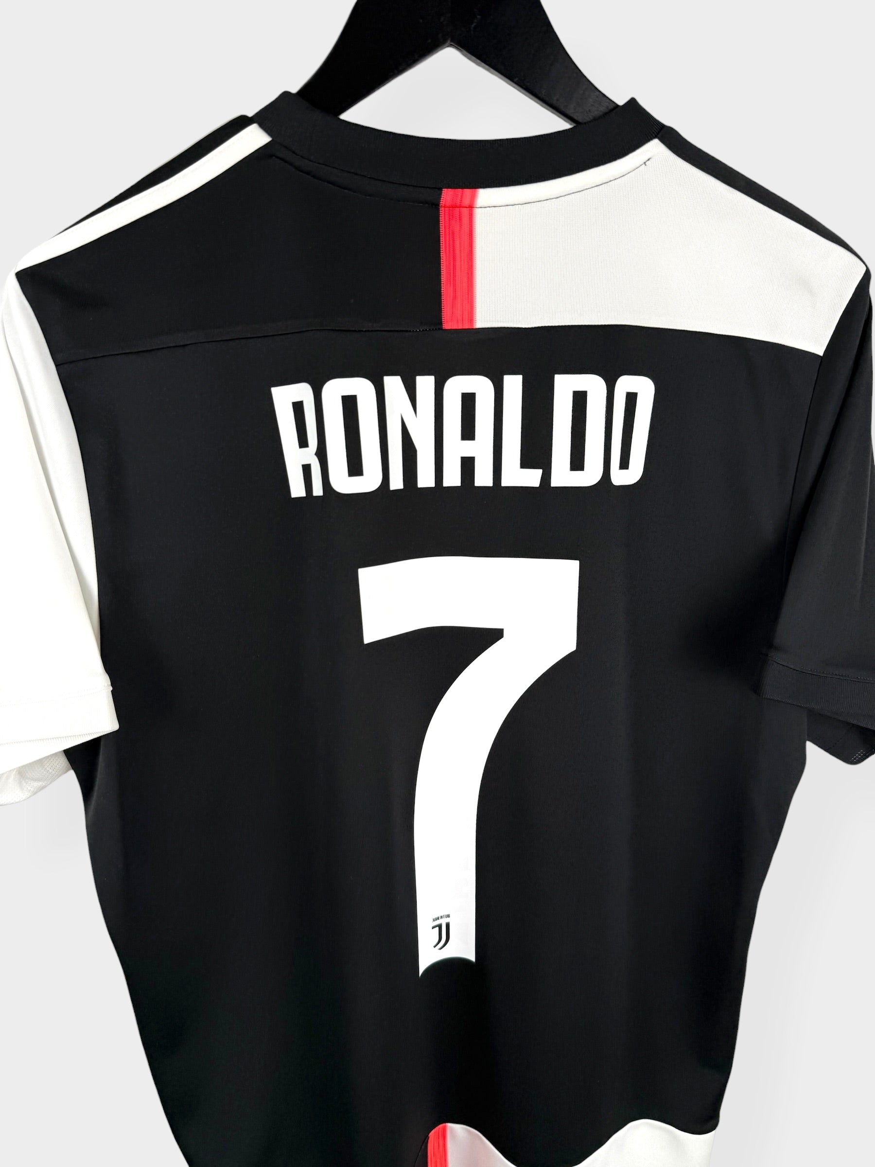2019-20 JUVENTUS HOME SHIRT RONALDO #7 M