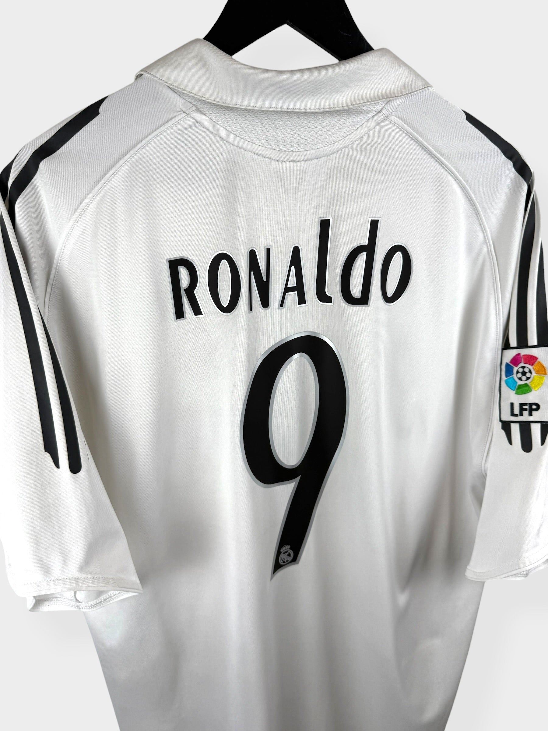2005-06 REAL MADRID HOME SHIRT RONALDO #9 XL