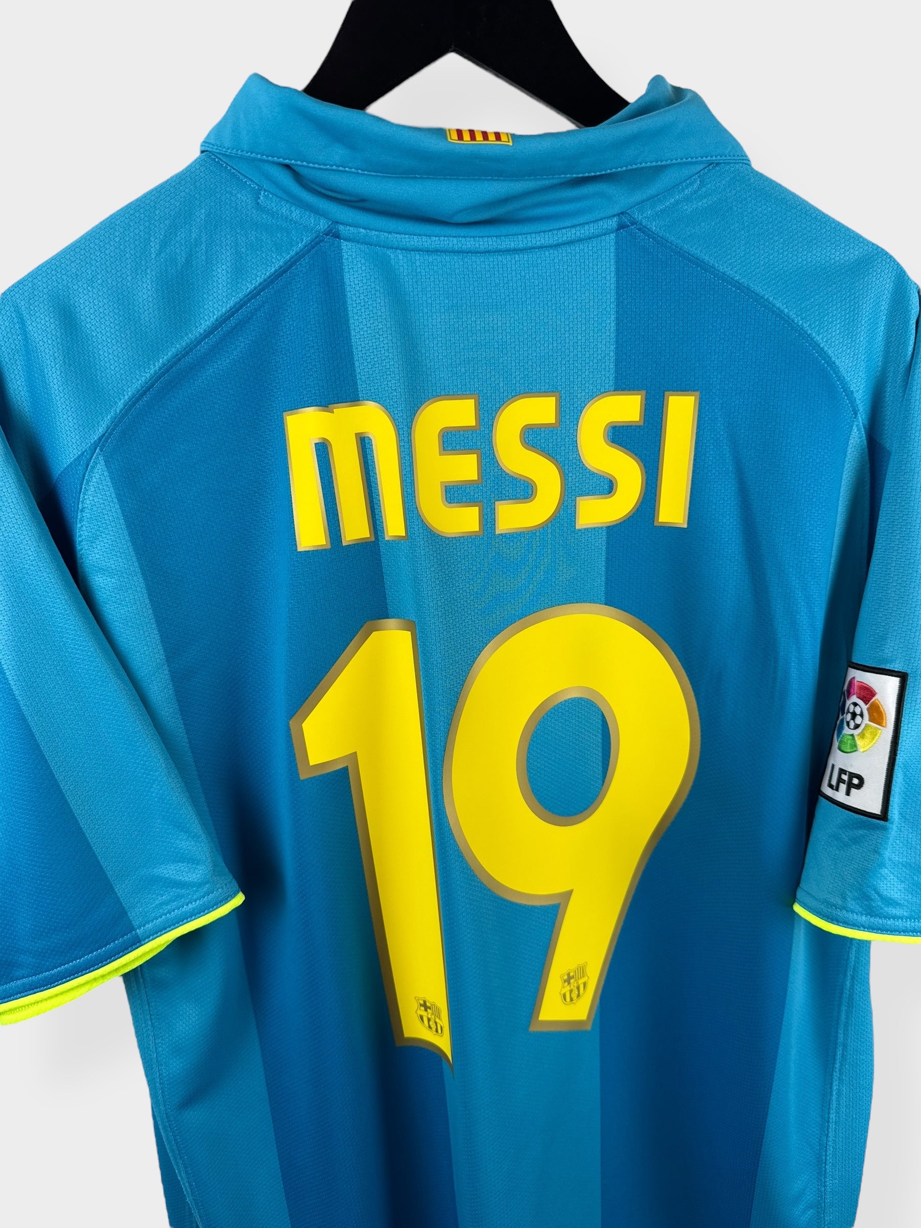 2007-08 BARCELONA AWAY SHIRT MESSI #19 XL