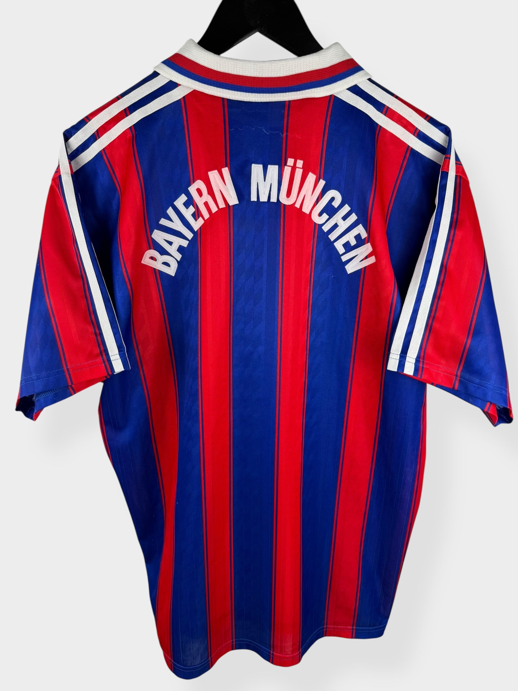 1995-97 BAYERN MUNICH HOME SHIRT L