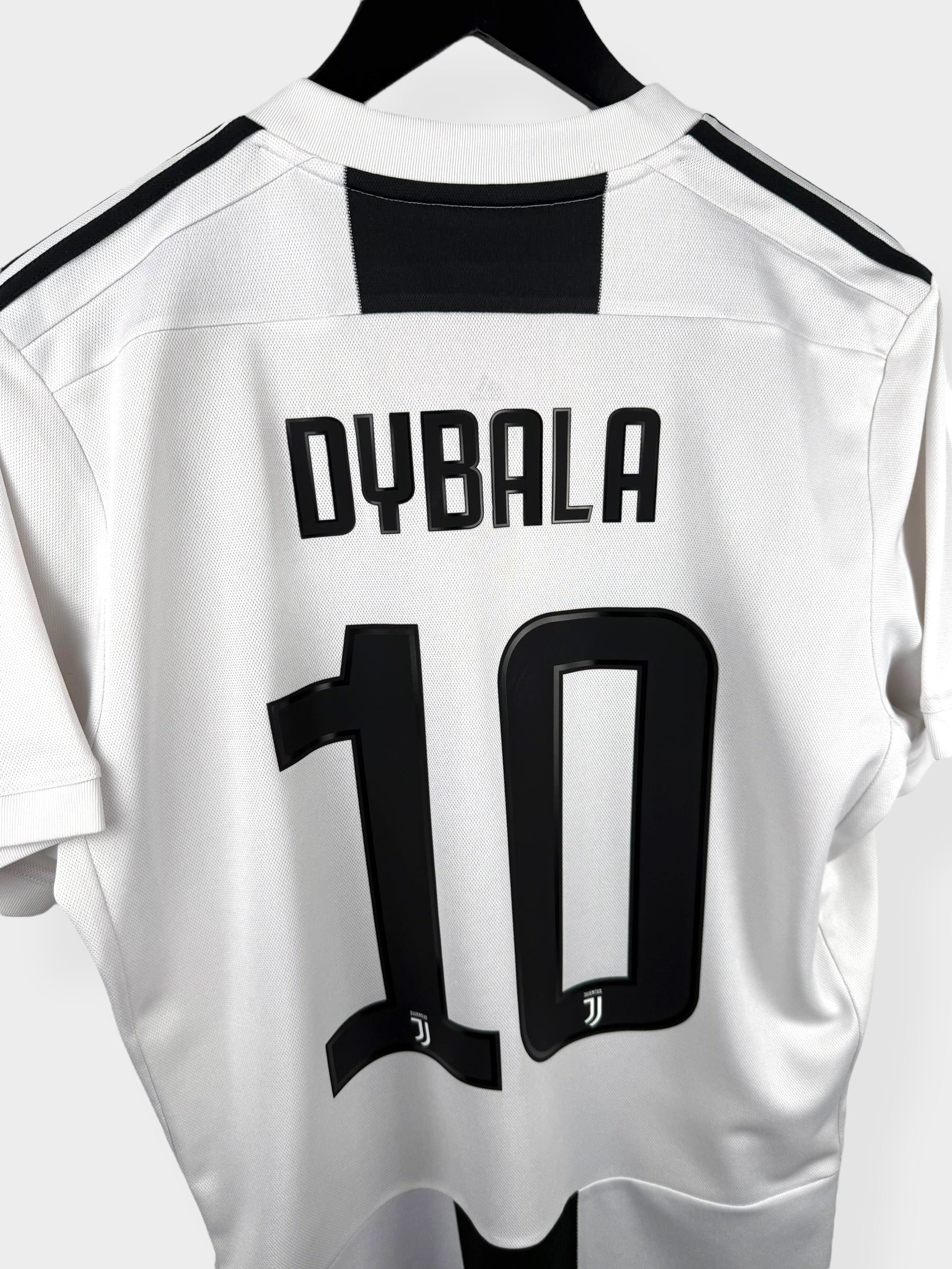 2018-19 JUVENTUS HOME SHIRT DYBALA #10 M