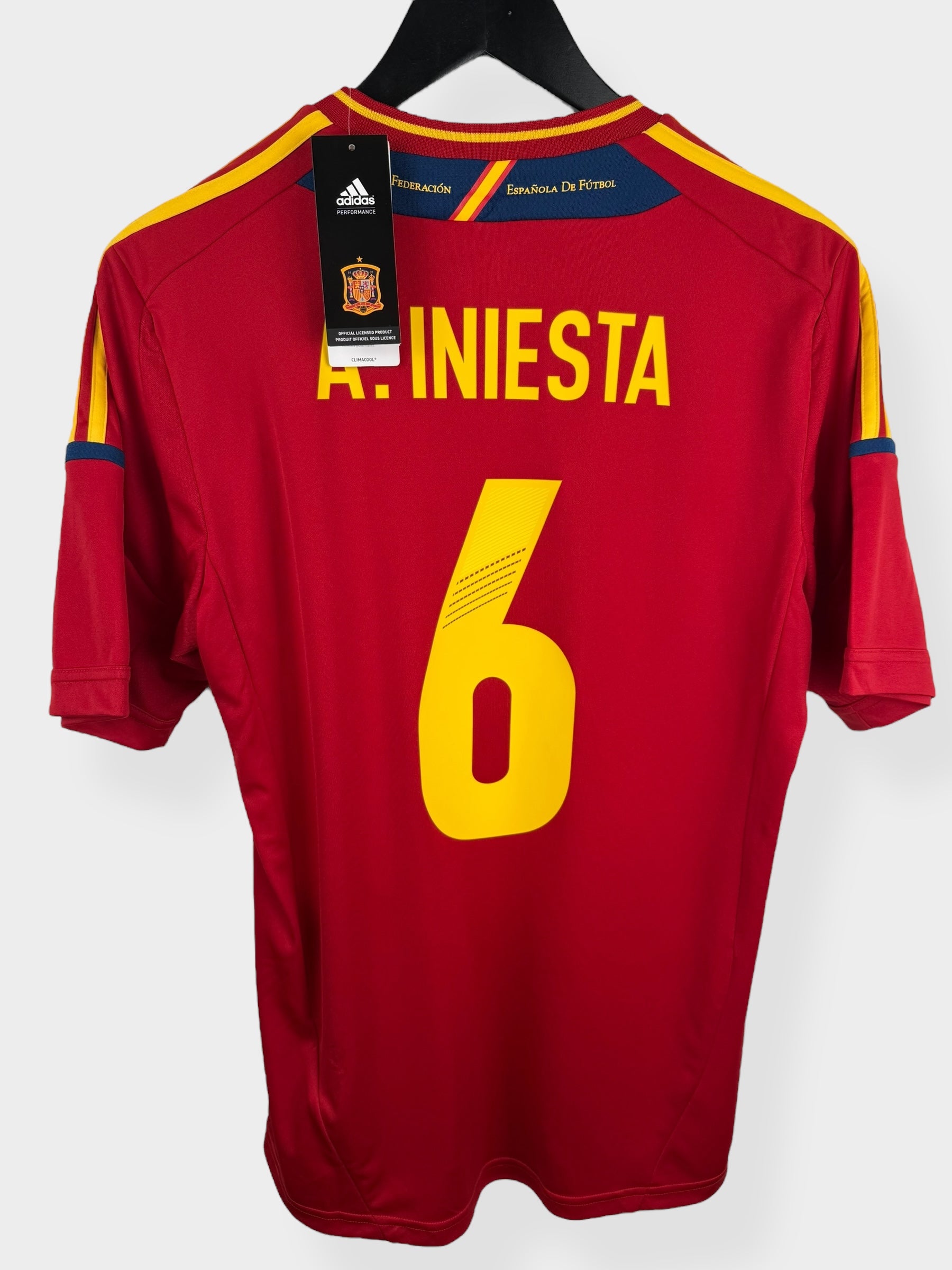 2011-12 SPANJE THUISSHIRT INIESTA #6 M