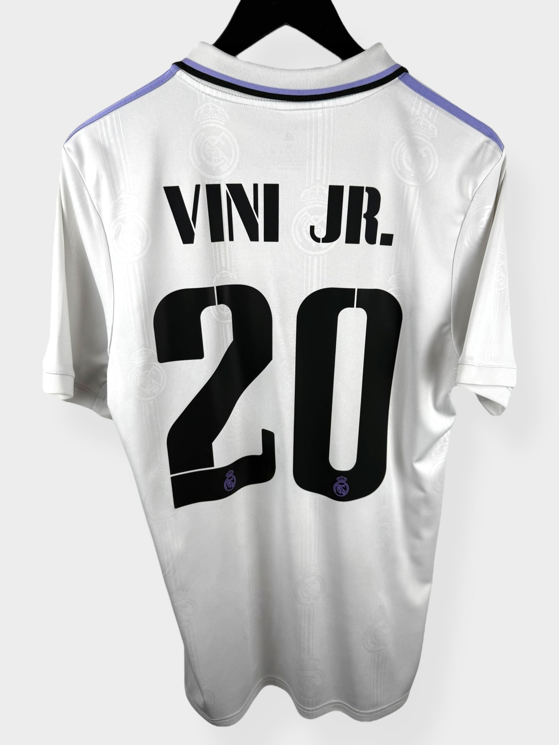 2022-23 REAL MADRID HOME SHIRT VINI JR. #20 M - Authentic Football Club