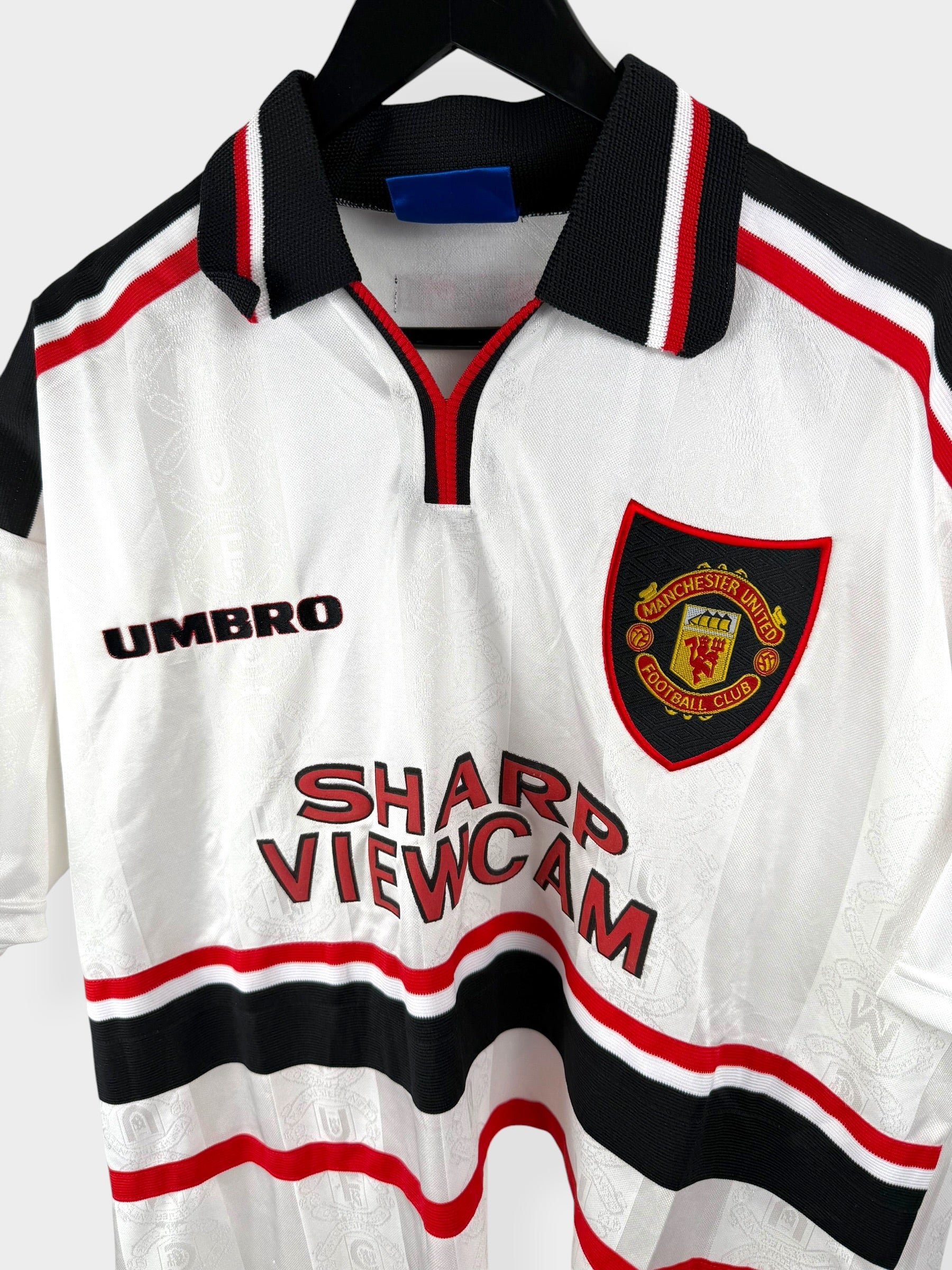1997-99 MANCHESTER UNITED UITSHIRT STAM #6 XL