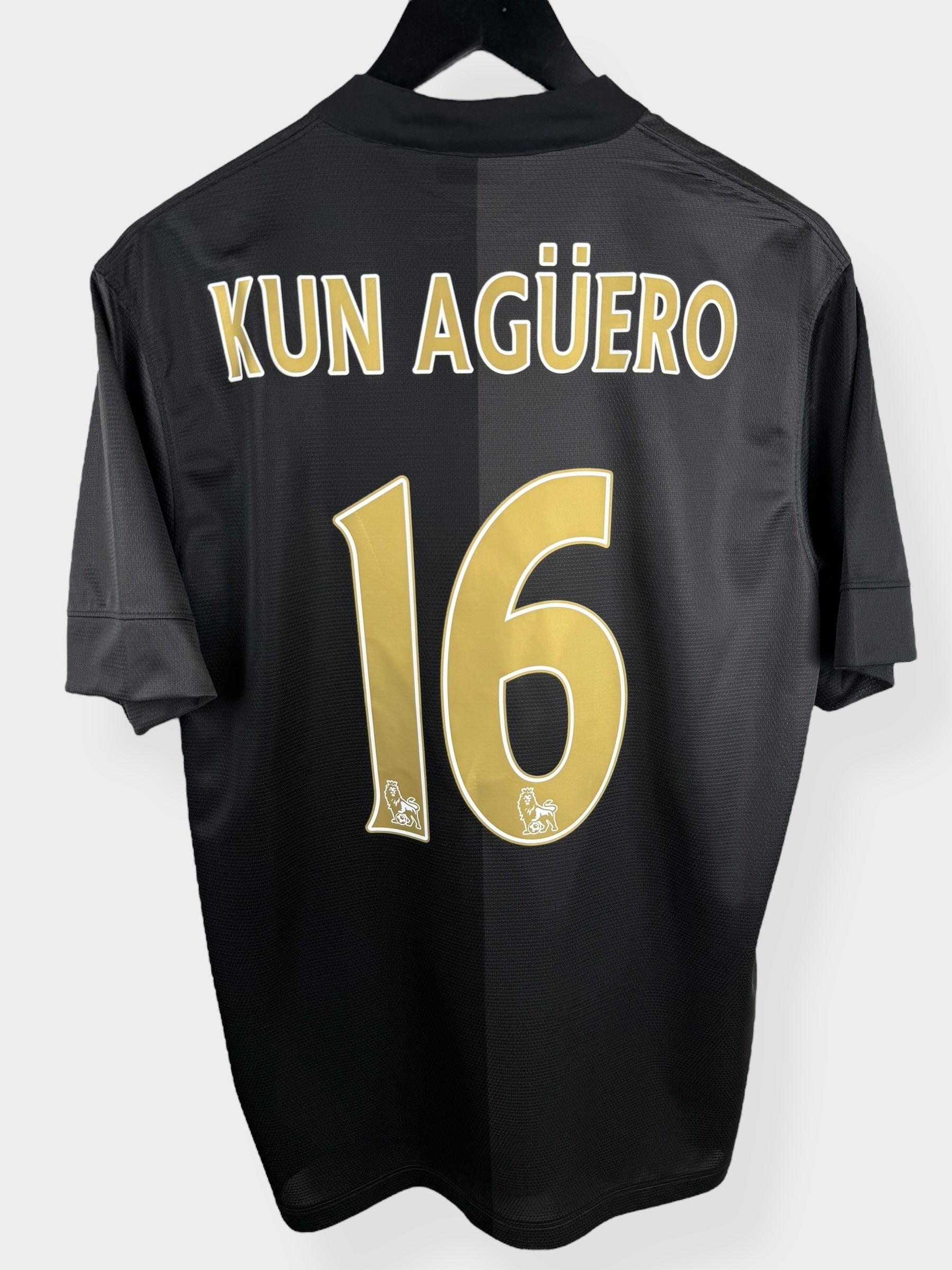 2013-14 MANCHESTER CITY AWAY SHIRT KUN AGUERO #16 M