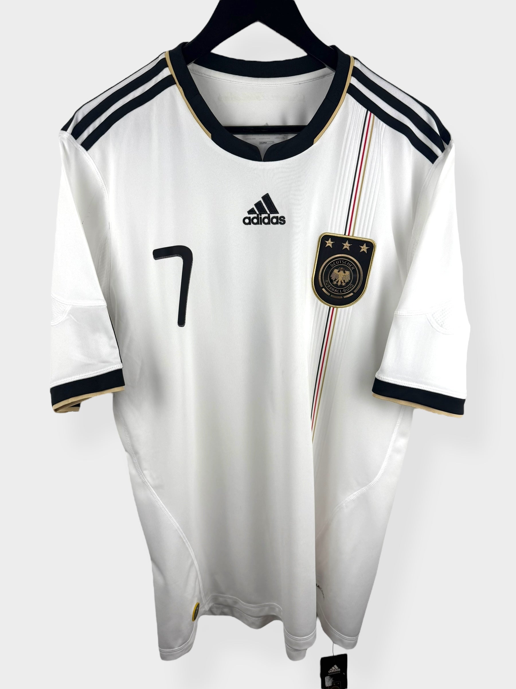 2010-11 GERMANY HOME SHIRT SCHWEINSTEIGER #7 L - Authentic Football Club