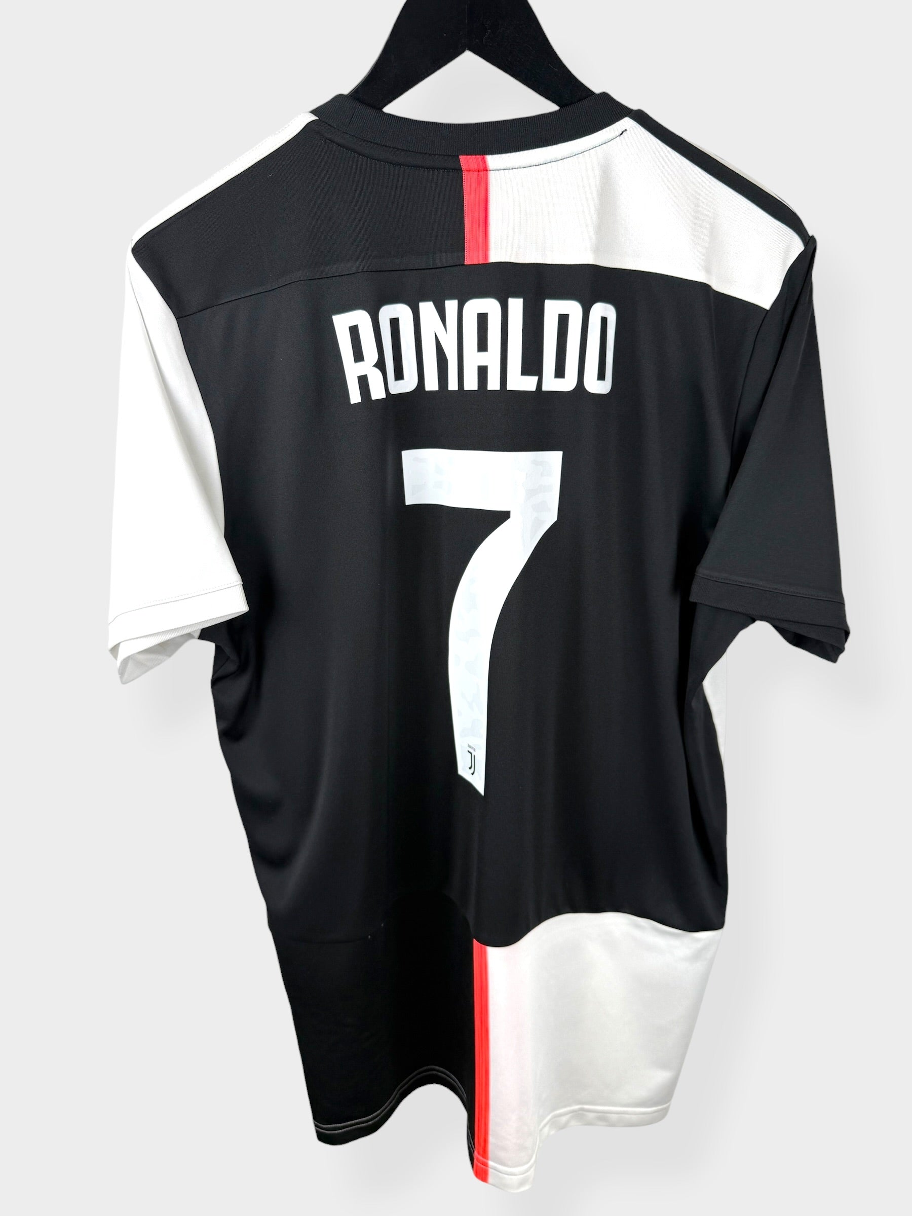 2019-20 JUVENTUS HOME SHIRT RONALDO #7 L
