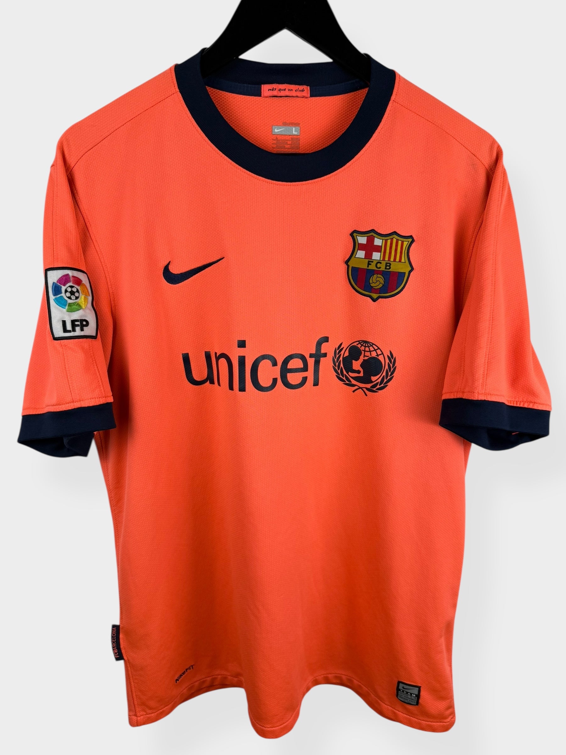 2009-10 BARCELONA AWAY SHIRT IBRAHIMOVIC #9 L - Authentic Football Club