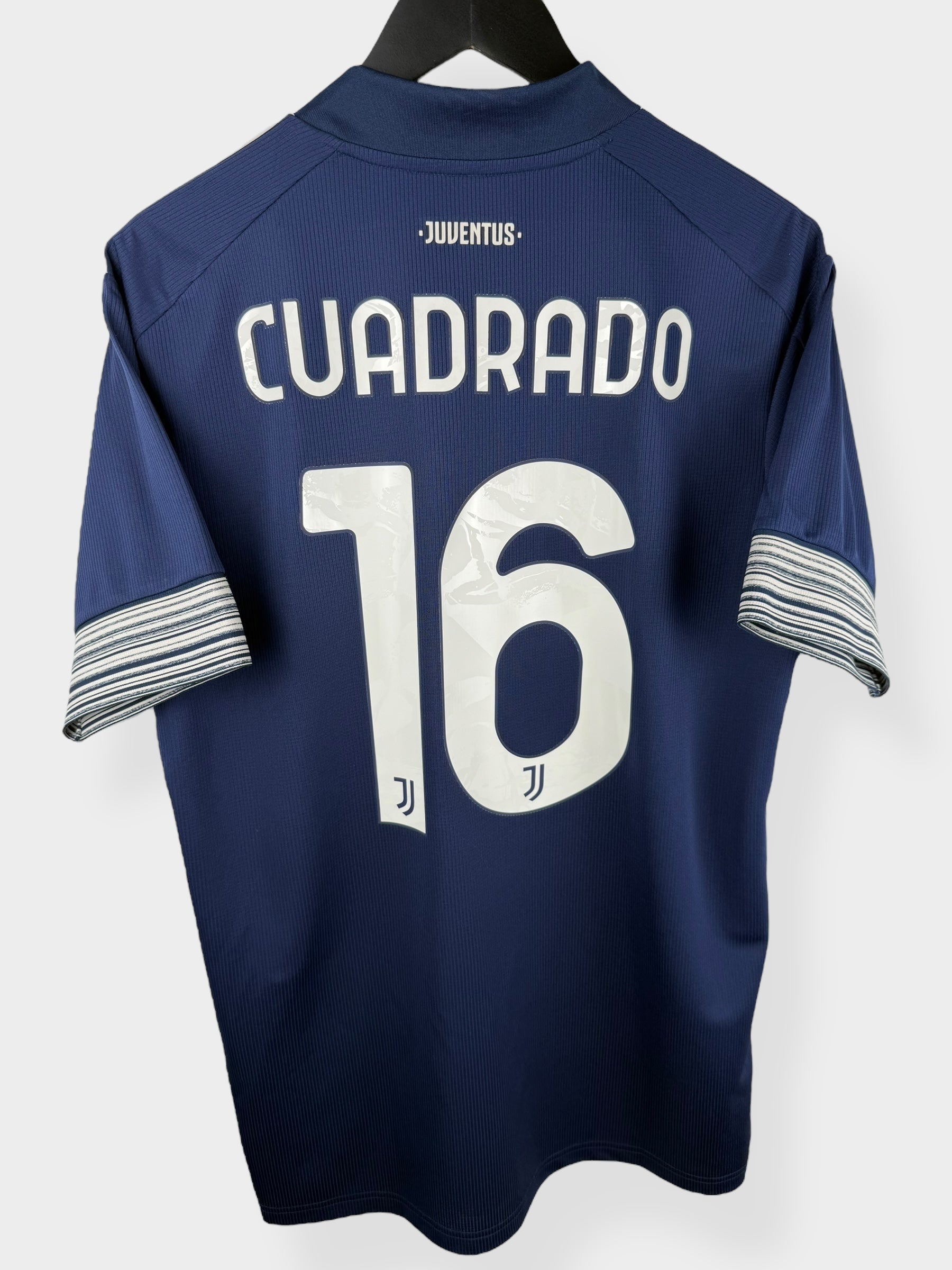 2020-21 JUVENTUS AWAY SHIRT CUADRADO #16 L