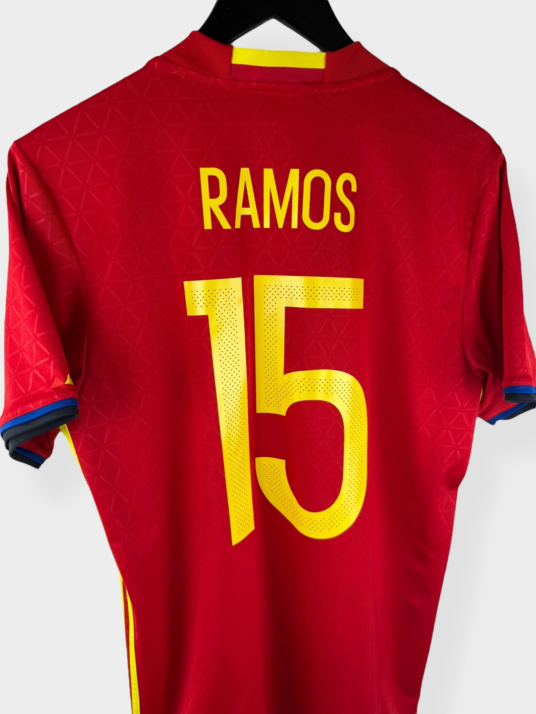 2016-17 SPANJE THUISSHIRT SERGIO RAMOS #15 M