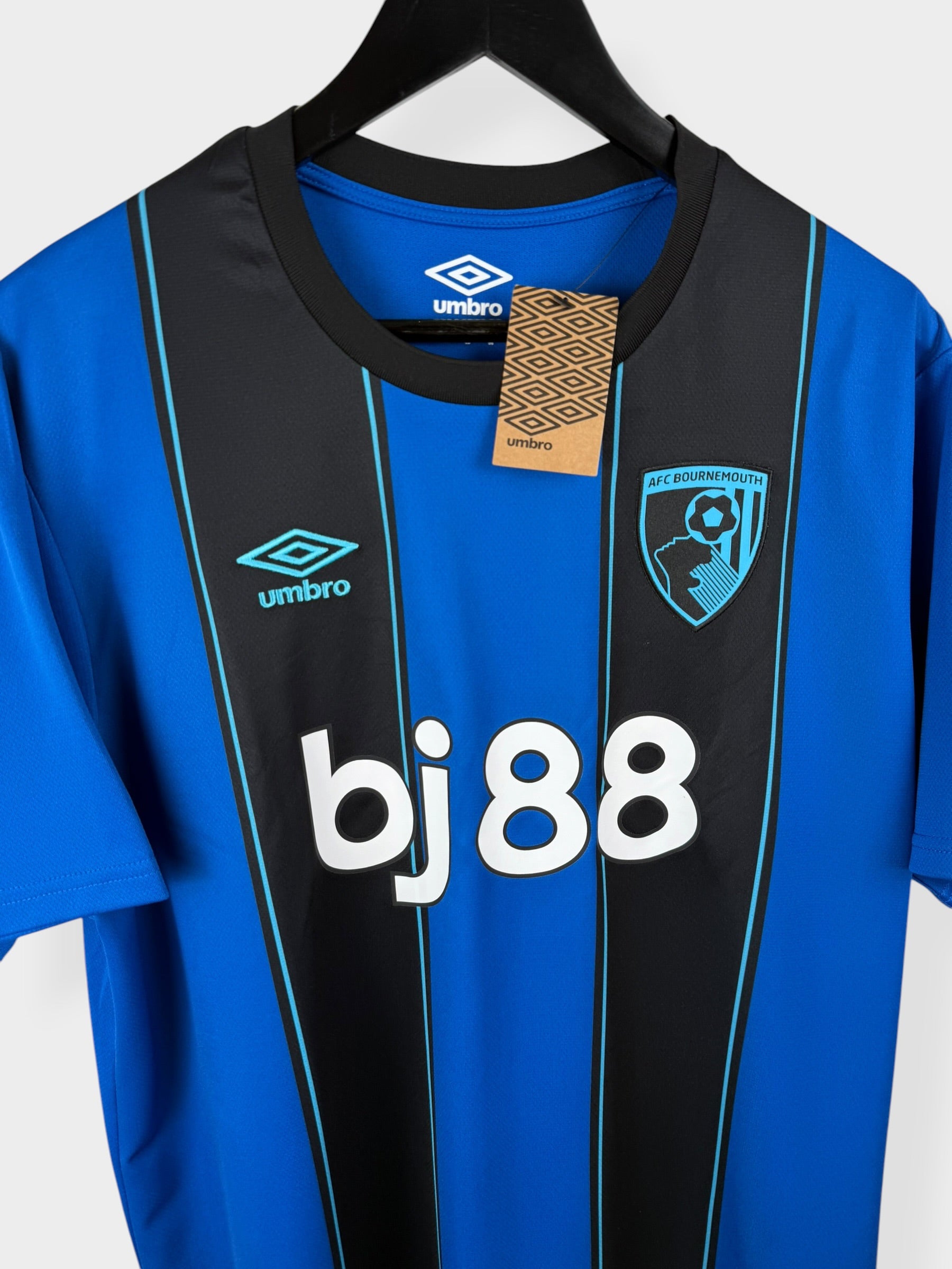 2025-26 BOURNEMOUTH UITSHIRT XL