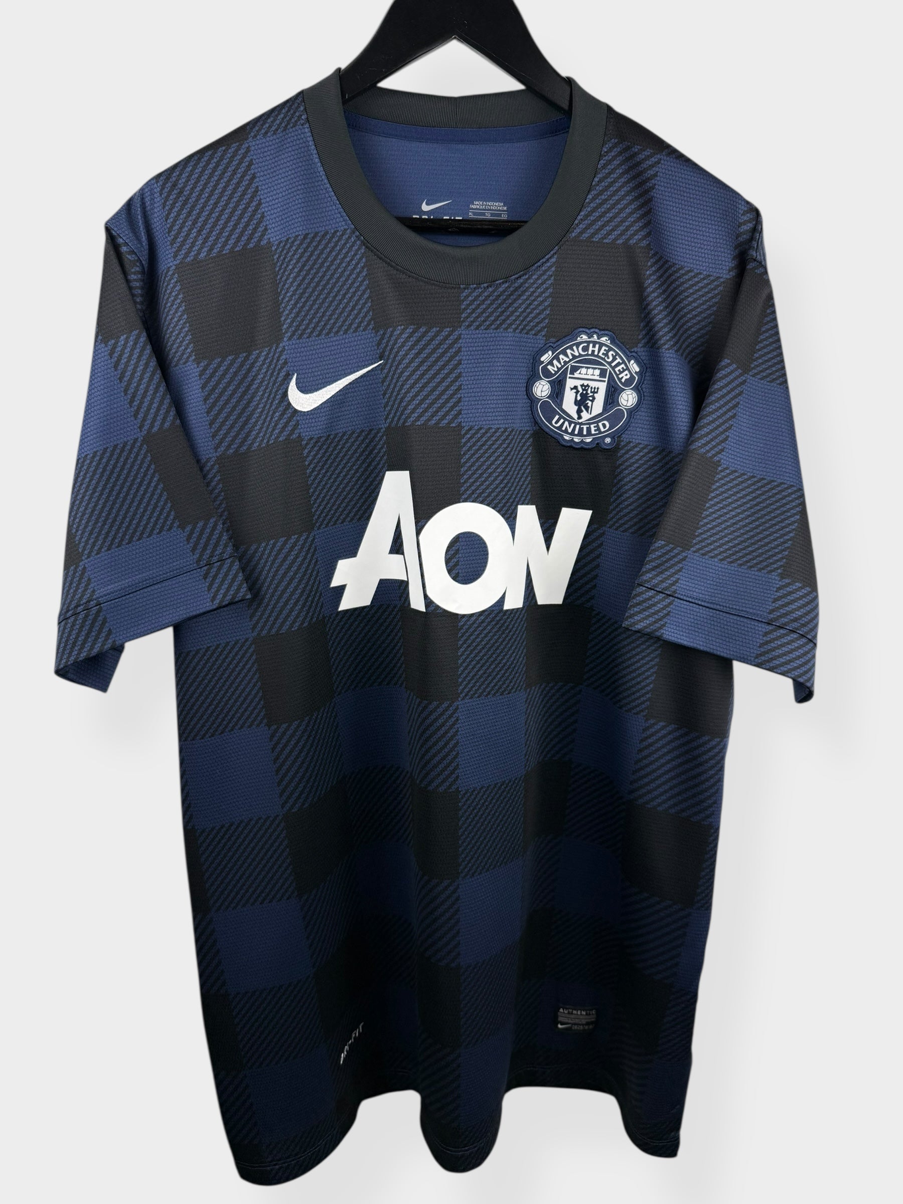 2013-14 MANCHESTER UNITED UITSHIRT VAN PERSIE #20 XL
