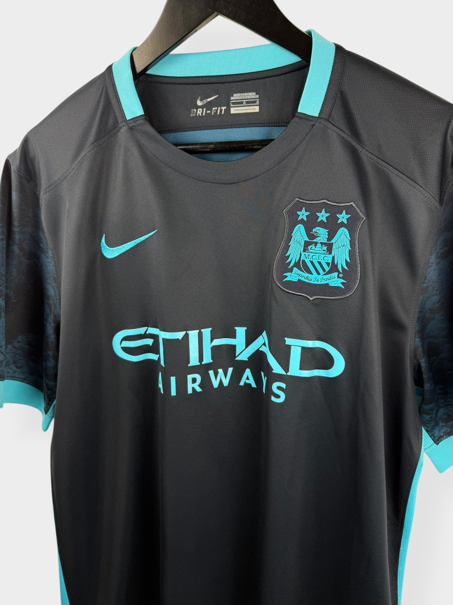2015-16 MANCHESTER CITY AWAY SHIRT DE BRUYNE #17 L