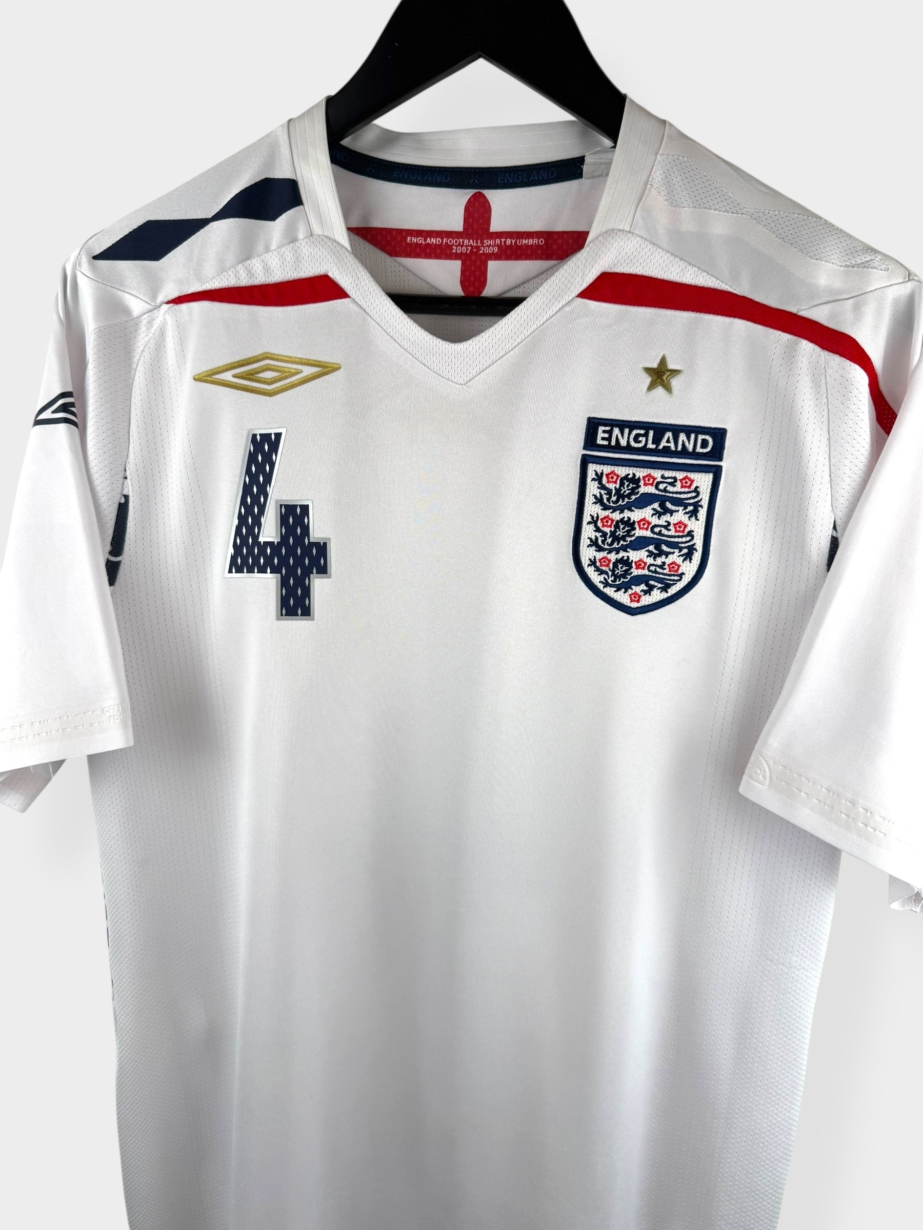 2007-09 ENGLAND HEIMTRIKOT GERRARD #4 M