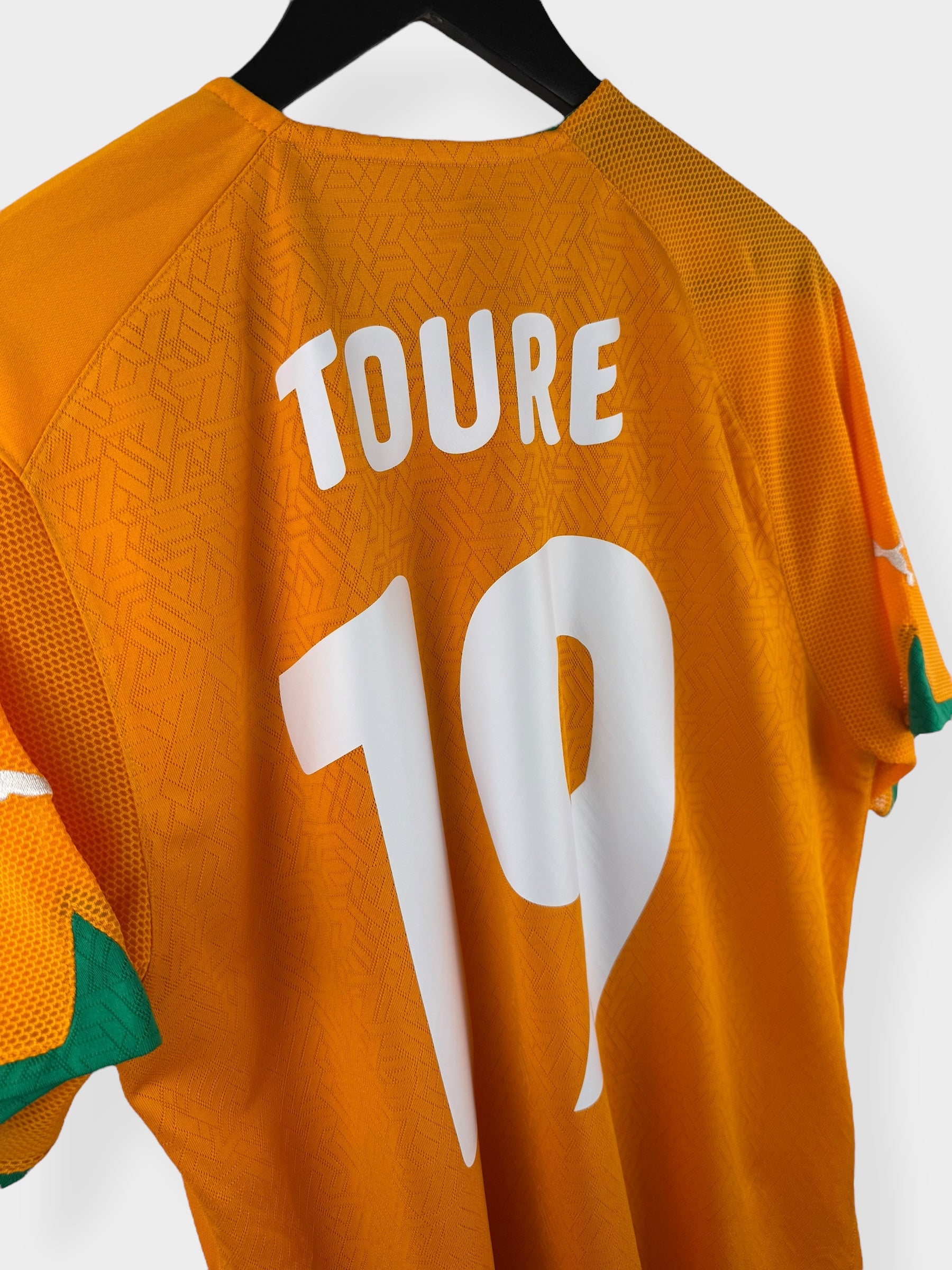 2010-11 IVORY COAST HOME SHIRT TOURE #19 XL