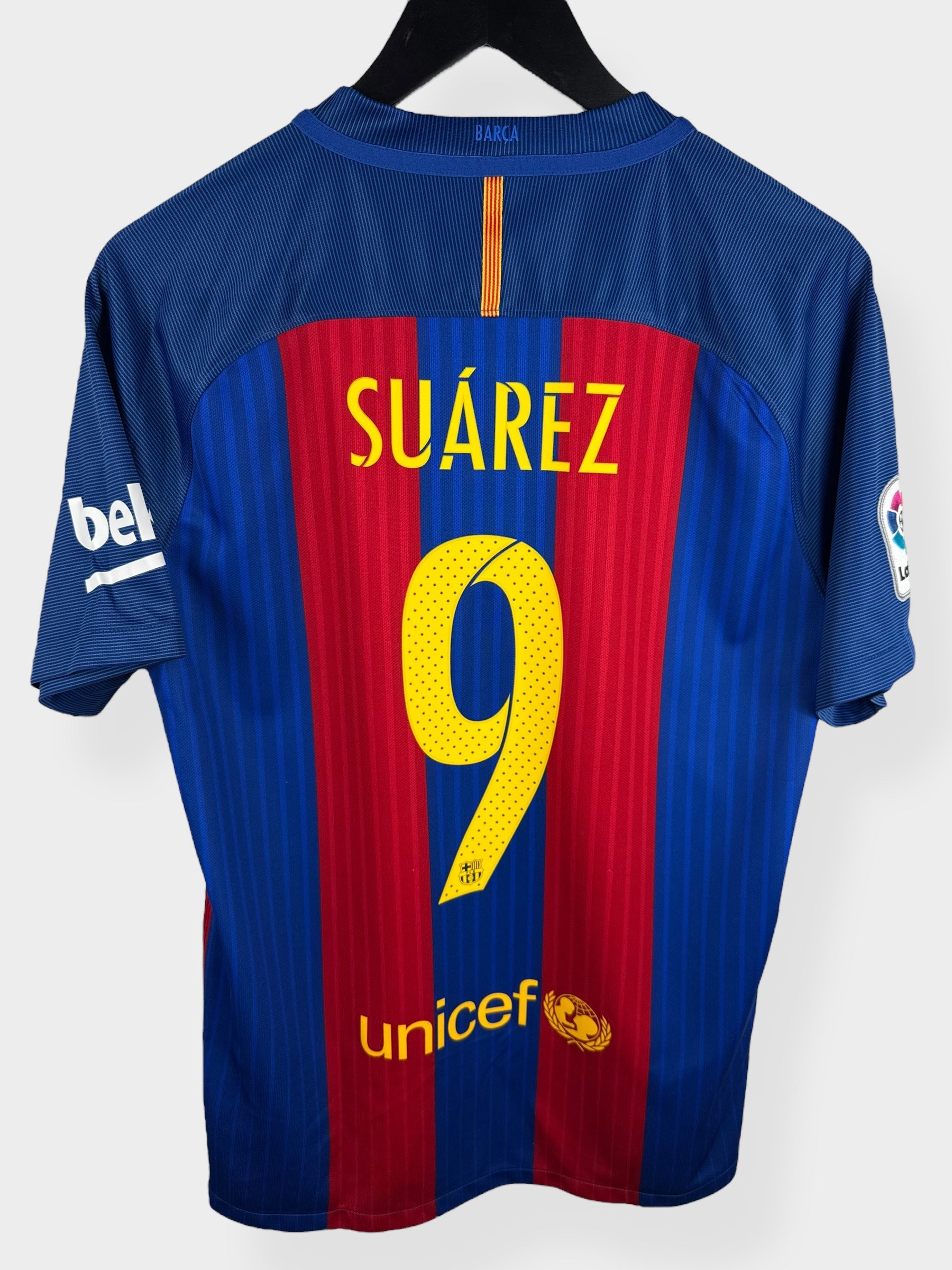 2016-17 BARCELONA HOME SHIRT SUAREZ #9 M