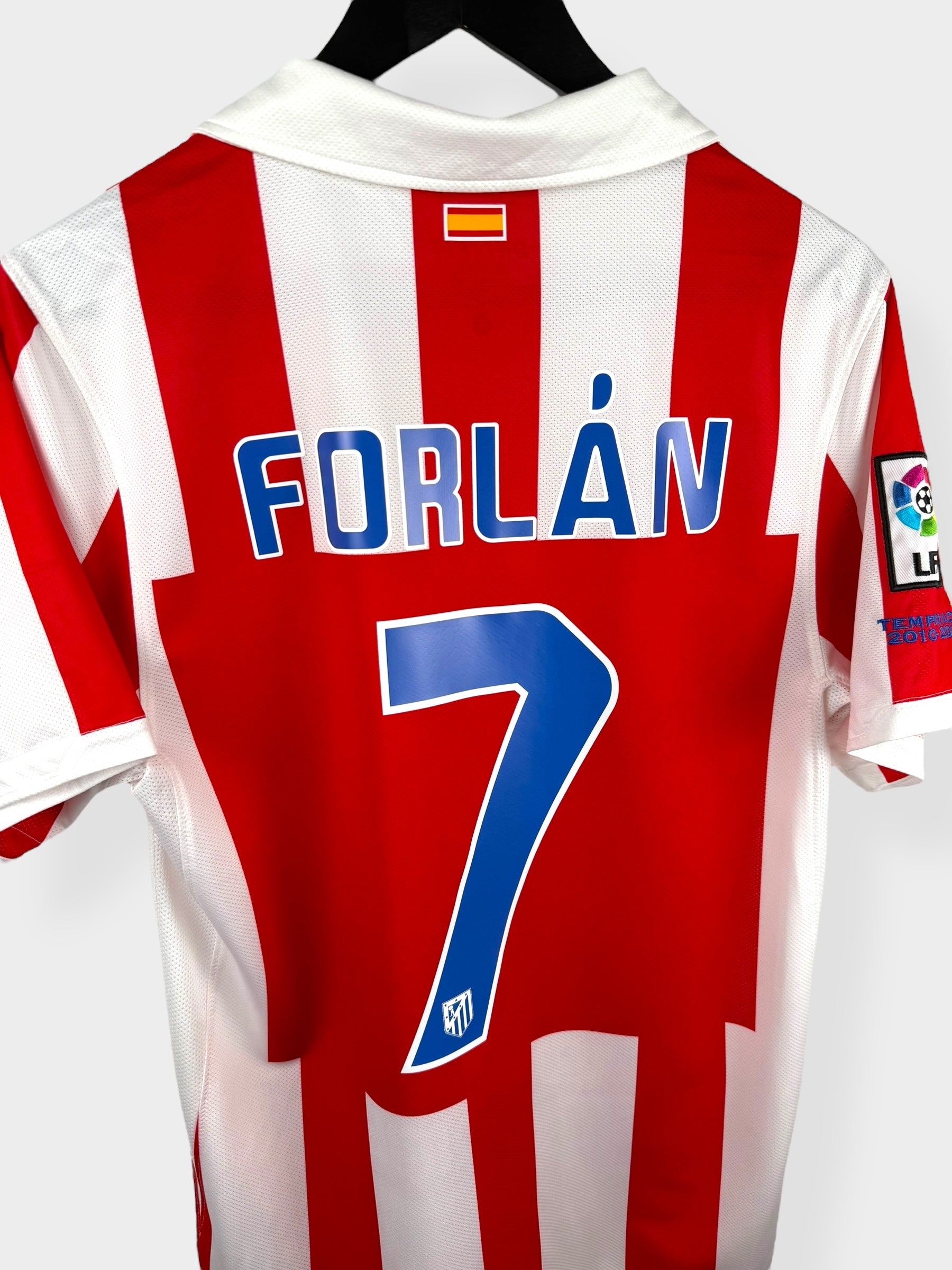 2010-11 ATLETICO MADRID HOME SHIRT FORLAN #7 S - Authentic Football Club