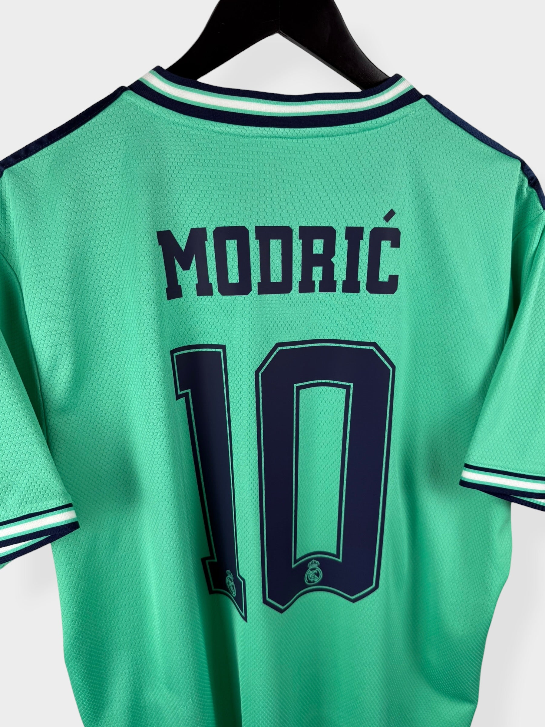 2019-20 REAL MADRID DERDE SHIRT MODRIC #10 XL