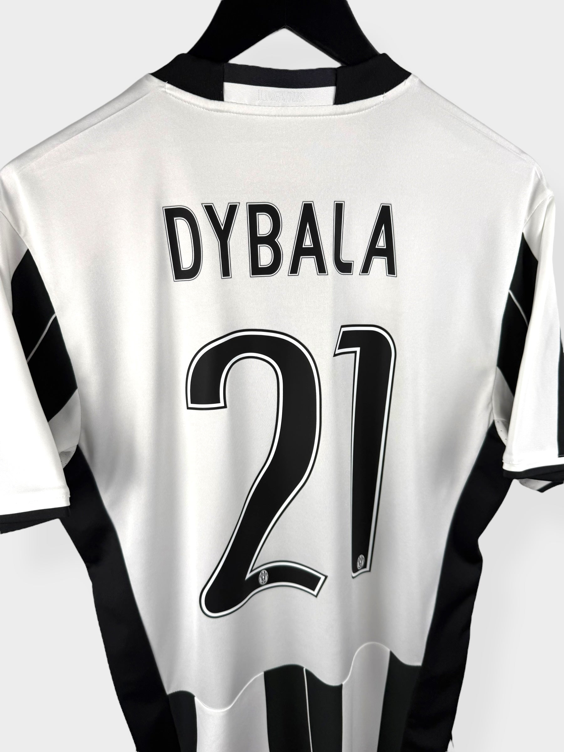 2016-17 JUVENTUS HOME SHIRT DYBALA #21 M - Authentic Football Club