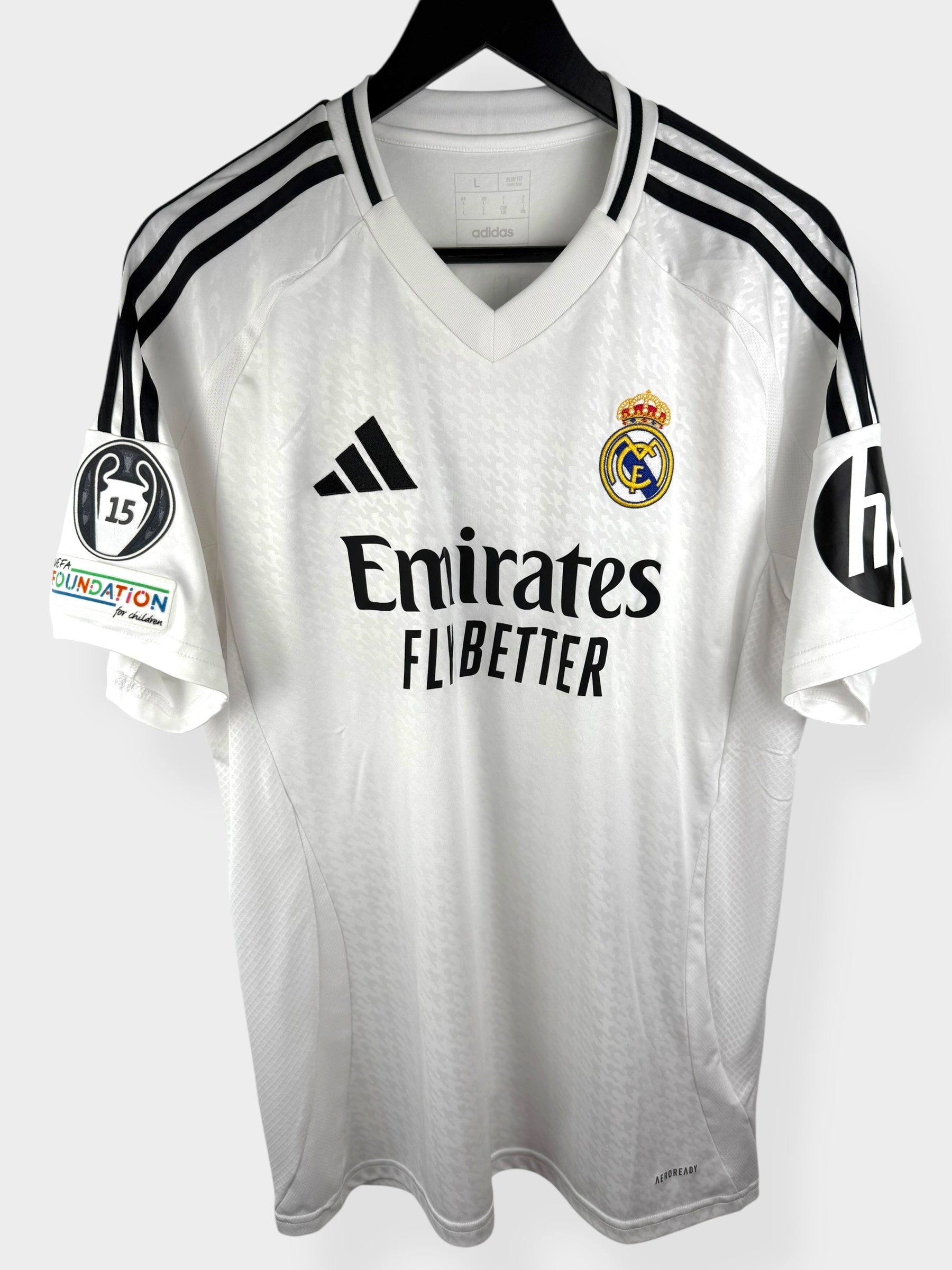 2024-25 REAL MADRID HEIMTRIKOT VINI JR #7 L