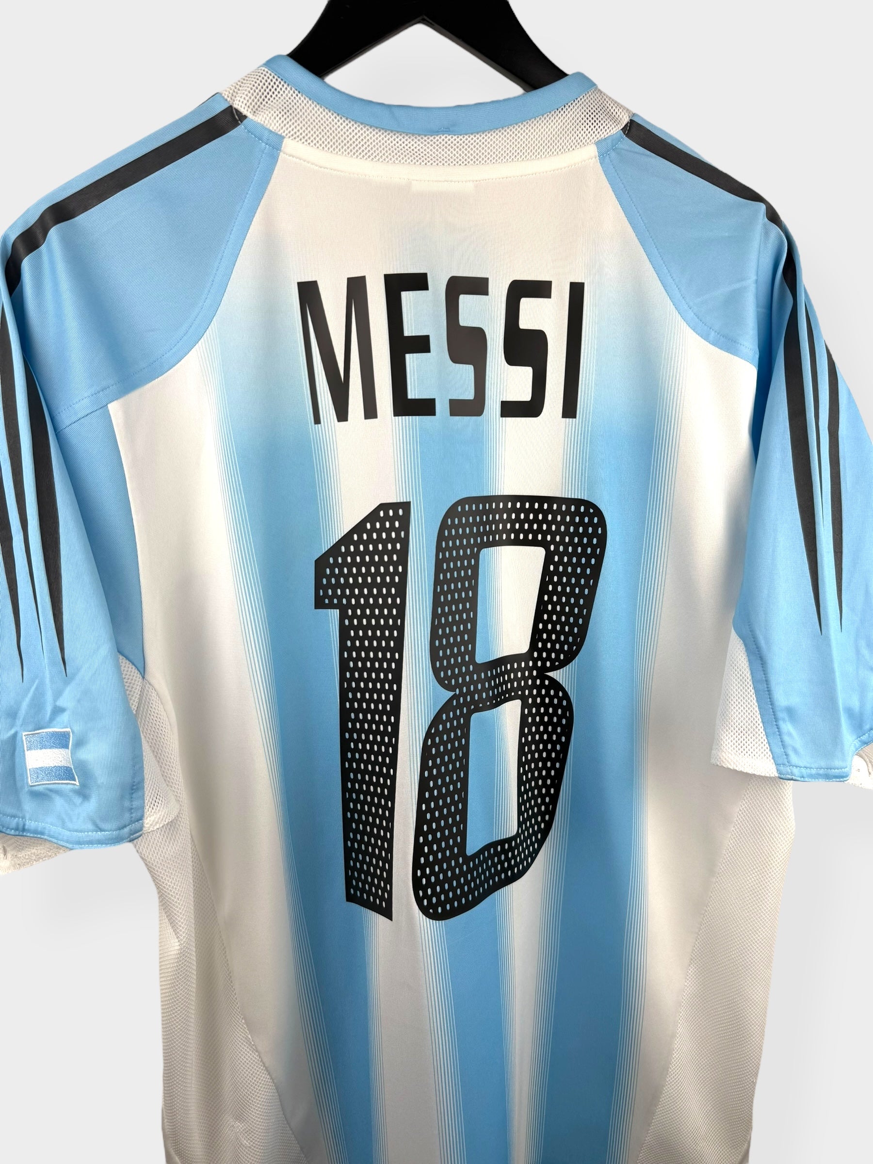 2004-05 ARGENTINA HOME SHIRT MESSI #18 L
