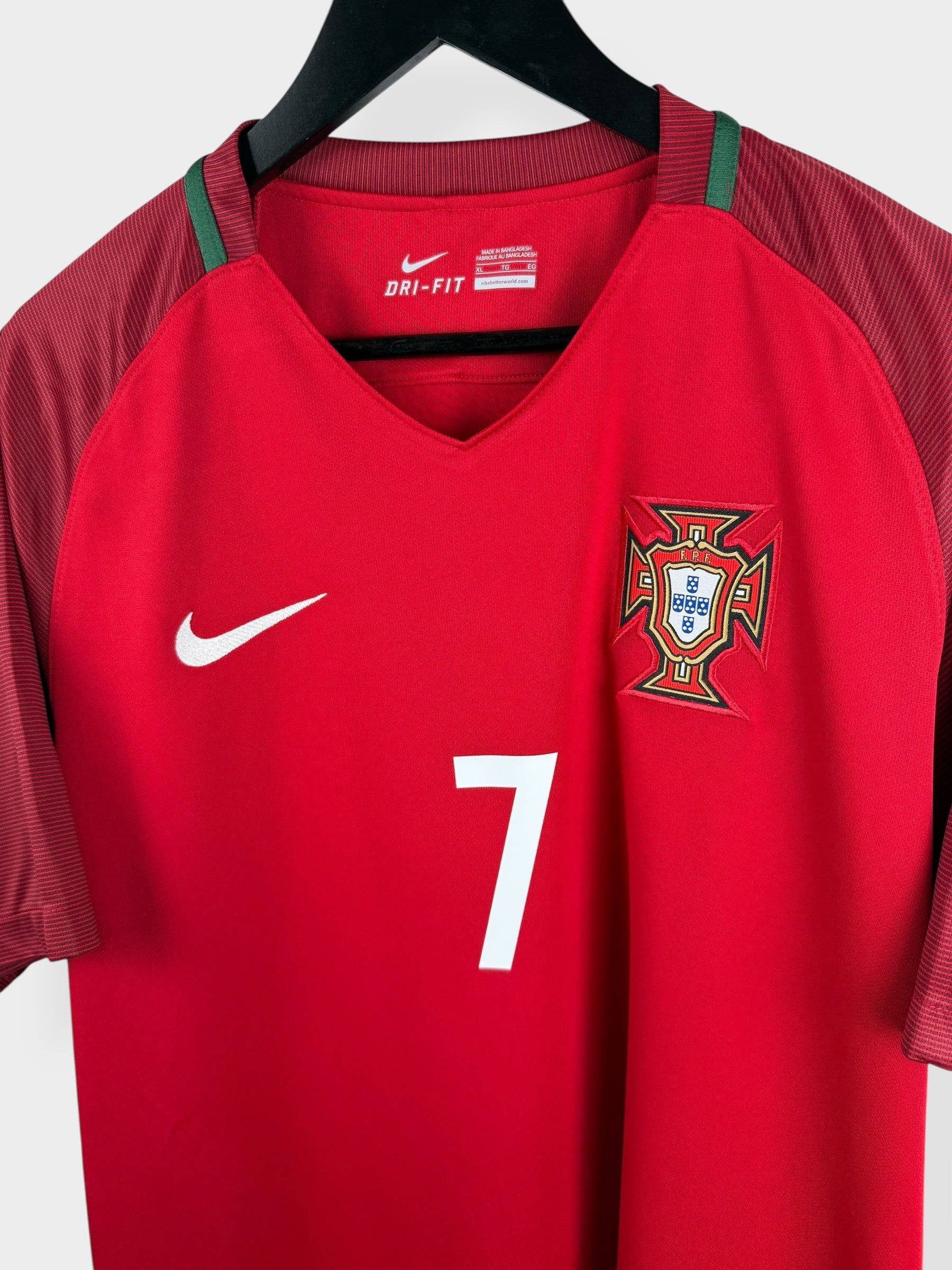 2016-17 PORTUGAL HEIMTRIKOT RONALDO #7 XL